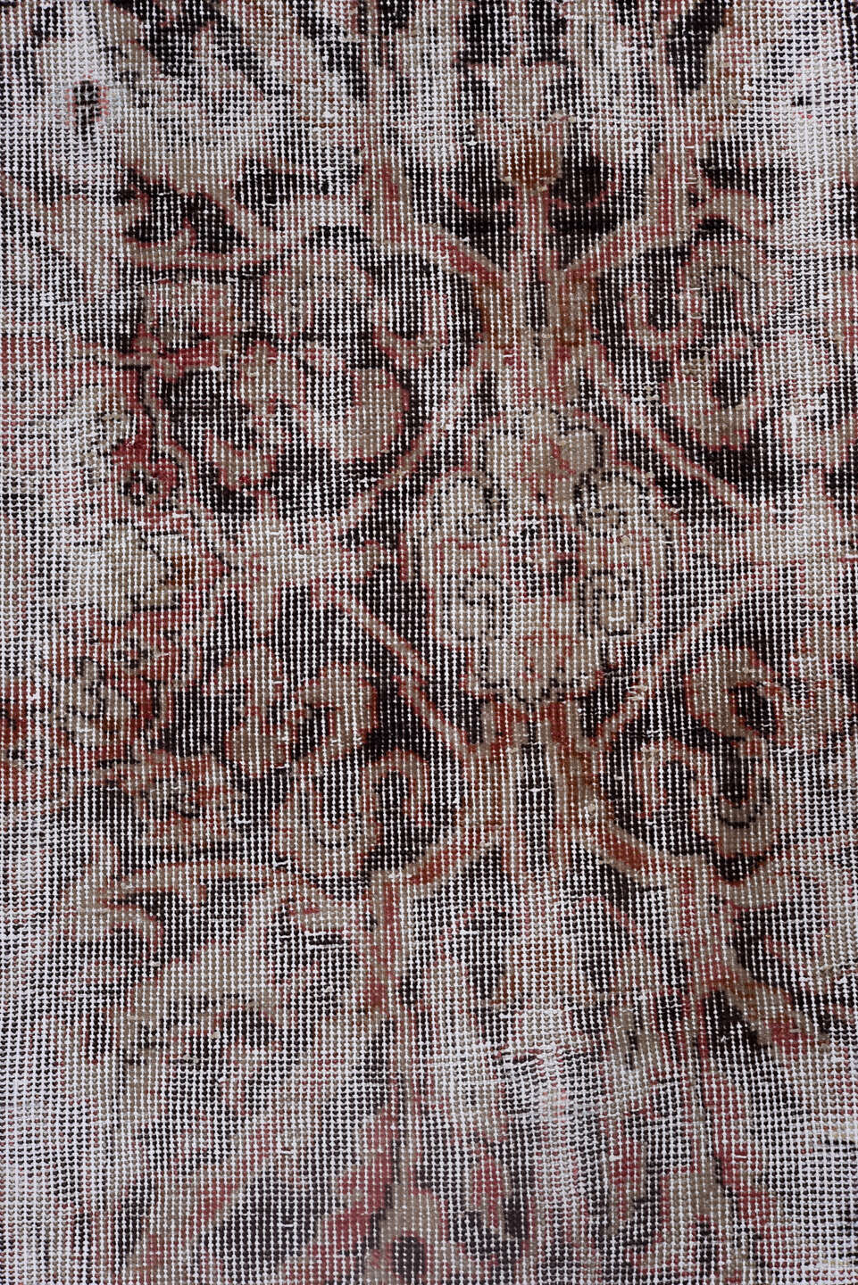 9' x 14' one-of-a-kind handmade vintage Sparta large size rug. Color palette: black, brown, dark gray, gainsboro, gray