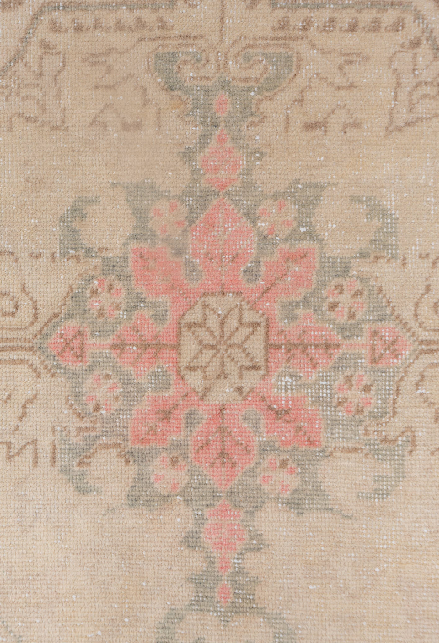 4' x 6' one-of-a-kind handmade vintage Oushak small size rug. Color palette: brown, gray, light gray, off-white, orange