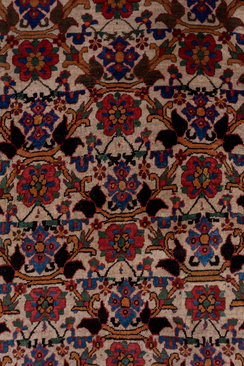 5' x 7' one-of-a-kind handmade vintage Bidjar rug. Color palette: black, blue, brown, fiord, gray, light gray, pink, red