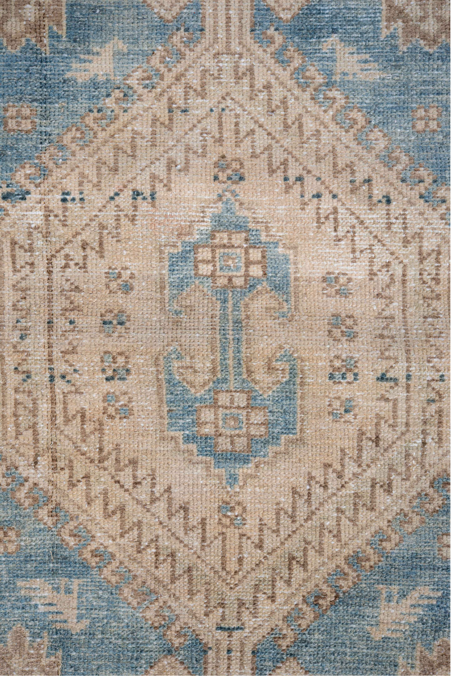 4' x 6' one-of-a-kind handmade vintage Hamadan small size rug. Color palette: antiquewhite, black, blue, brown, gray