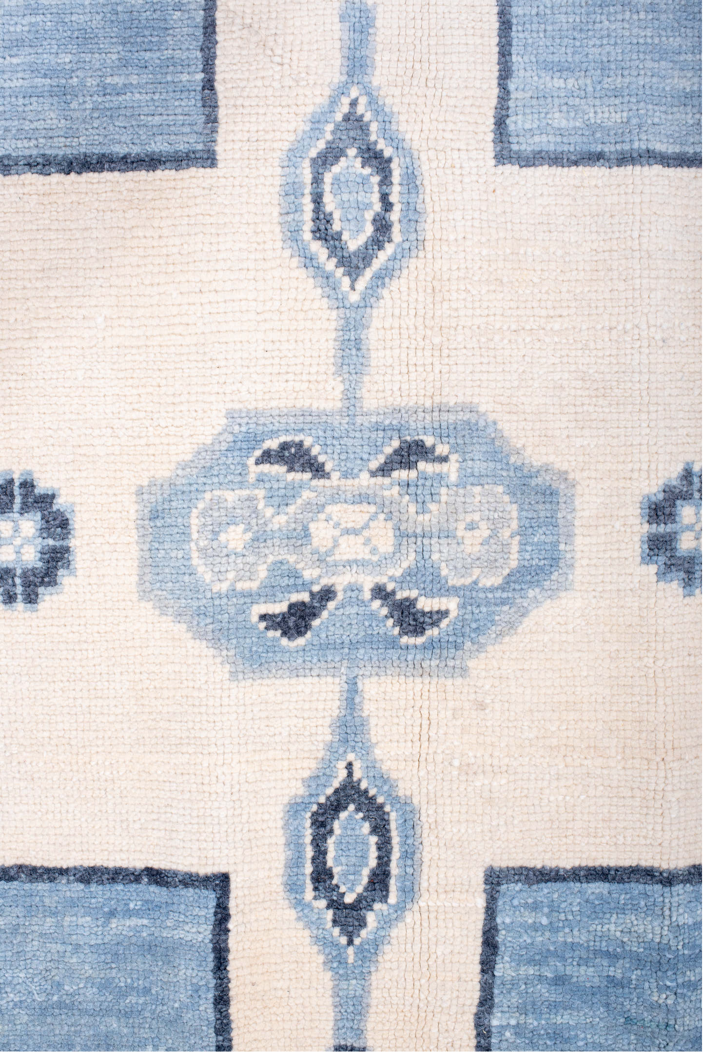 8' x 11' one-of-a-kind handmade vintage Oushak large size rug. Color palette: blue, fiord, floral white, gainsboro, gray