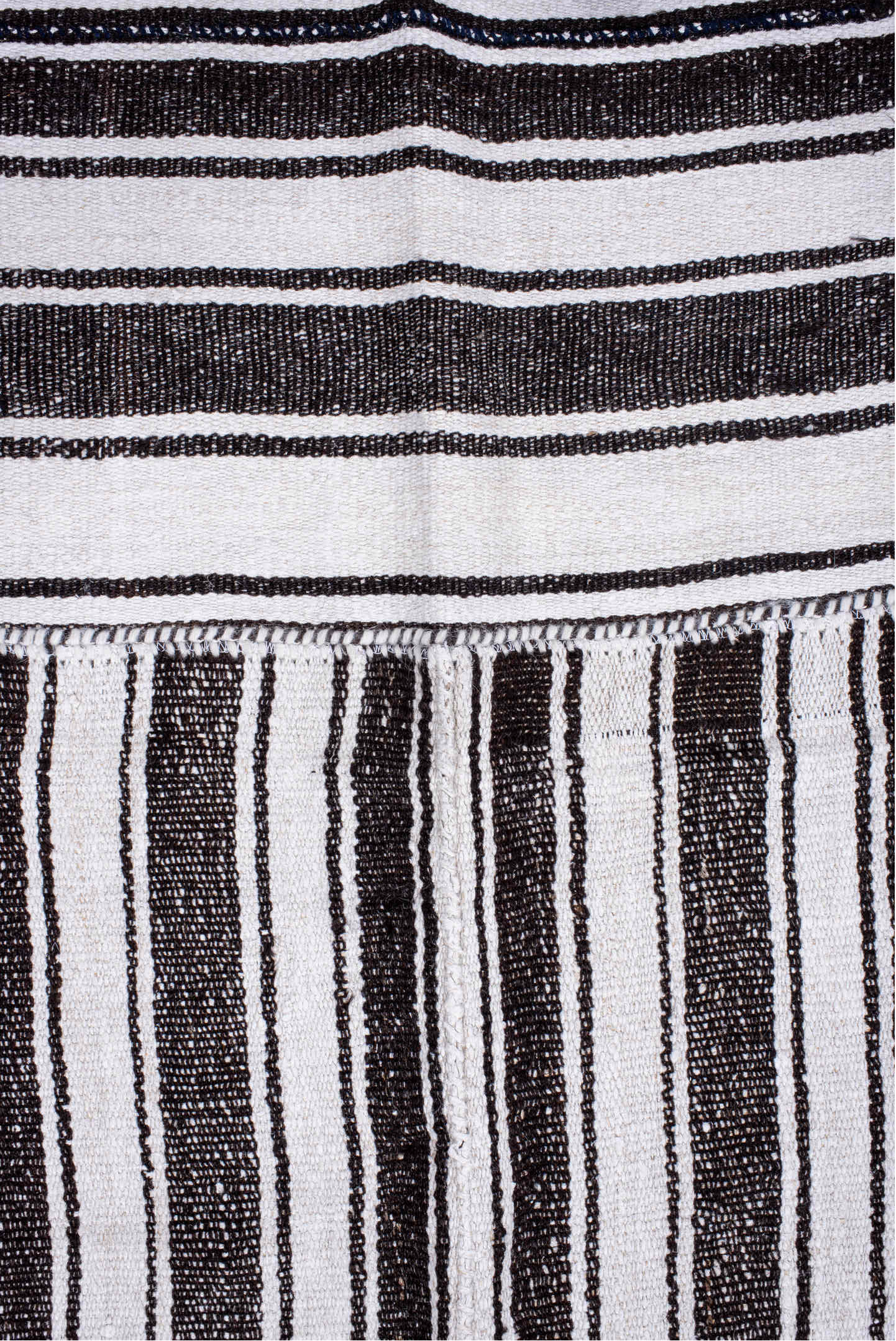 15' x 21' one-of-a-kind handmade vintage Flatweave oversize rug. Color palette: gray, light gray, blue, pink, off-white