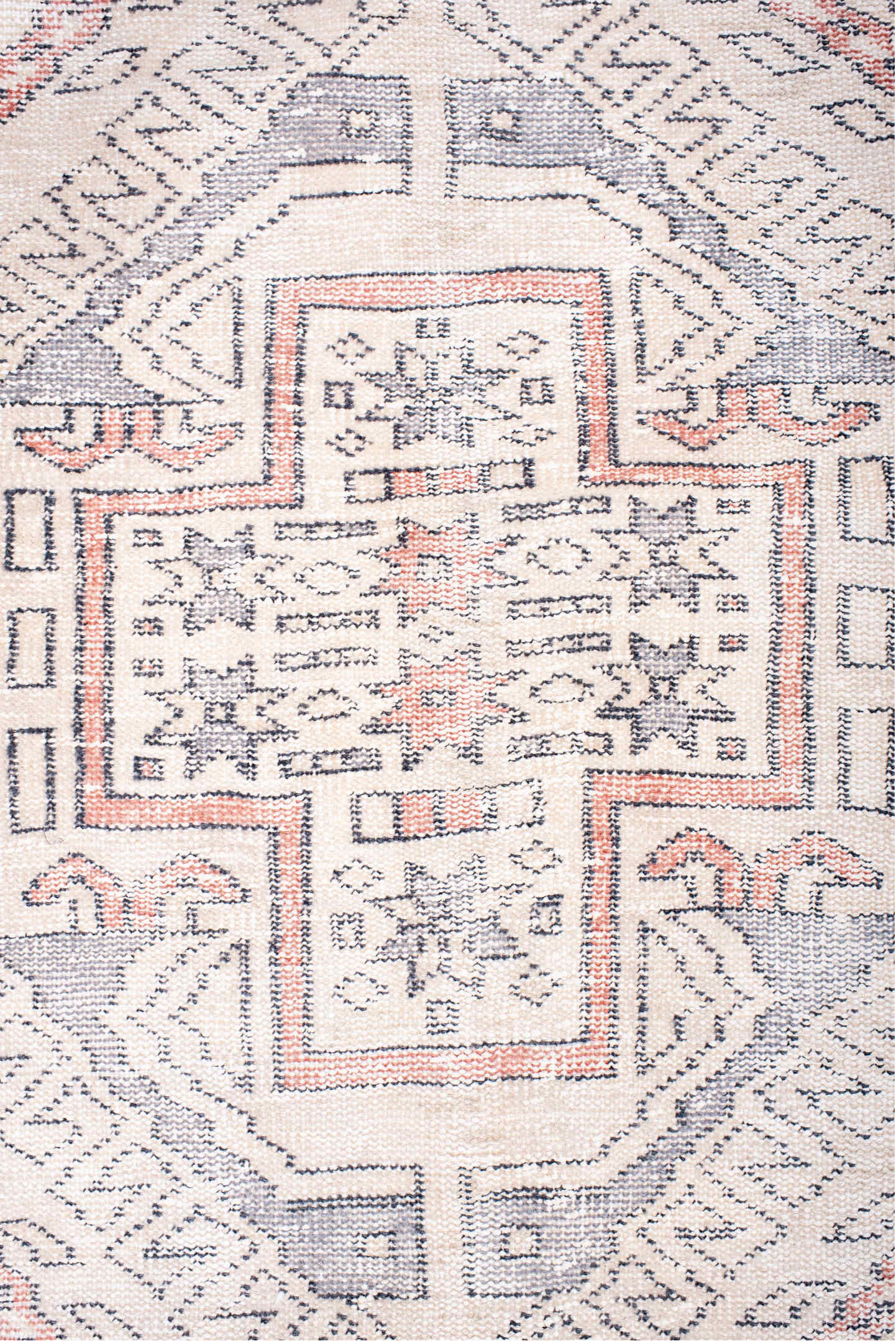 6' x 9' one-of-a-kind handmade vintage Sparta medium size rug. Color palette: dim gray, gray, light gray, linen, misty rose