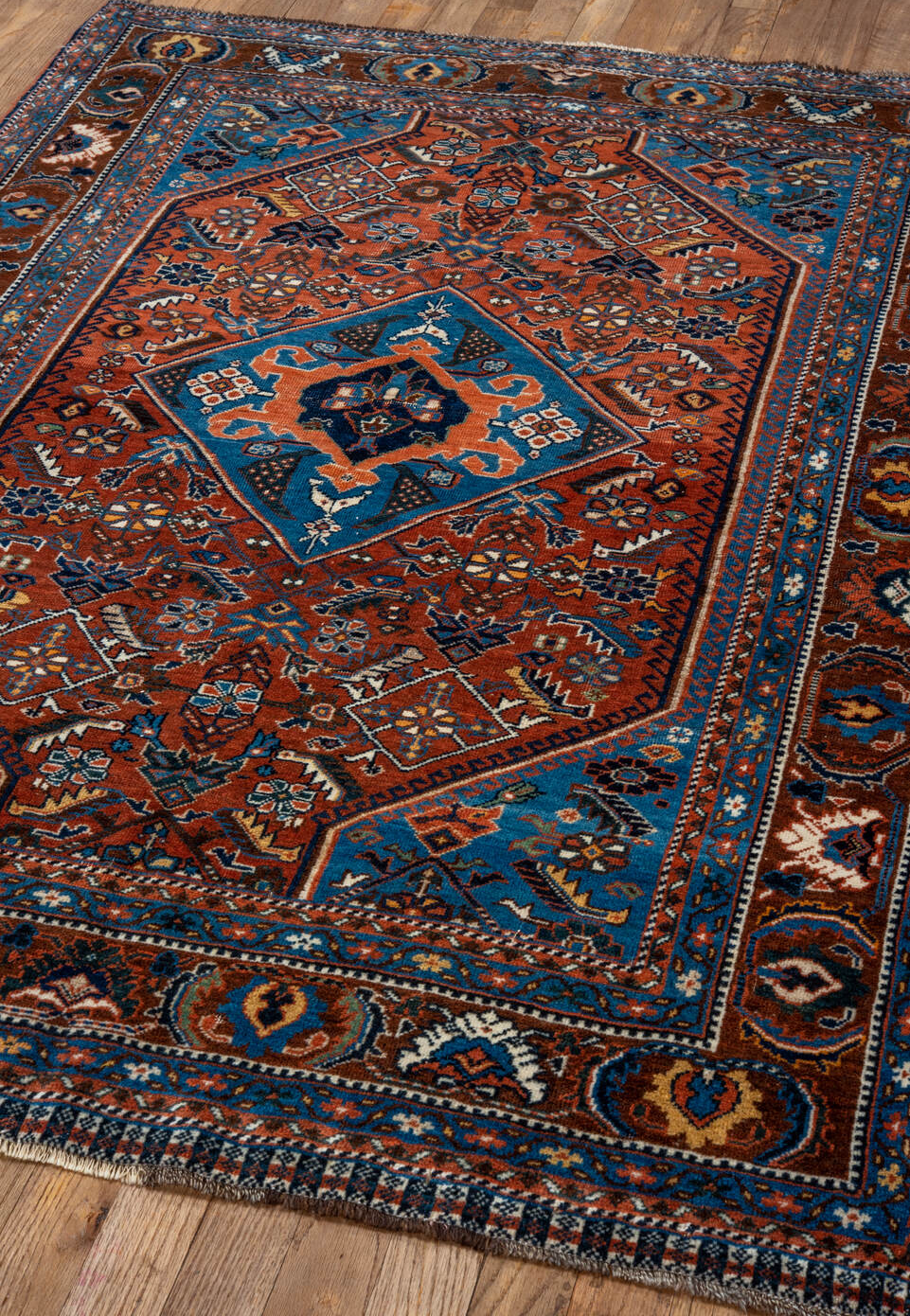 3' x 5' one-of-a-kind handmade vintage Shiraz small size rug. Color palette: black, blue, brown, dark gray, dim gray, gray