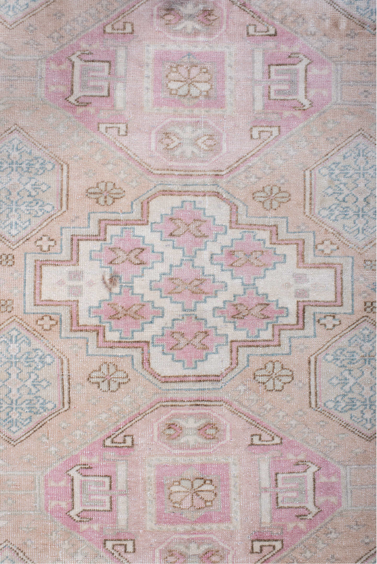 4' x 5' one-of-a-kind handmade vintage Sivas small size rug. Color palette: dark gray, gainsboro, gray, light gray