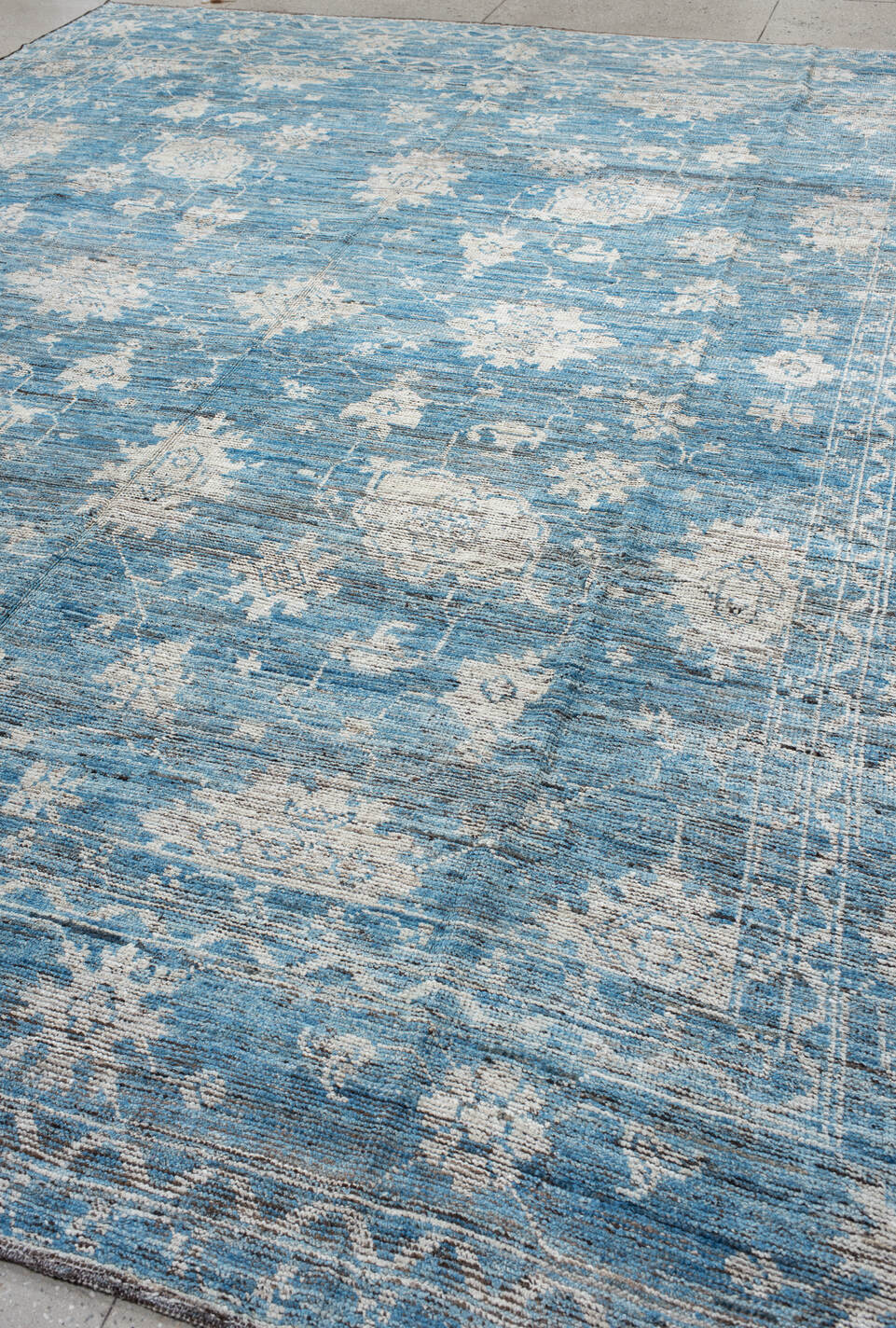 10' x 13' one-of-a-kind handmade vintage Oushak large size rug. Color palette: arapawa, black, blue, dim gray, gainsboro