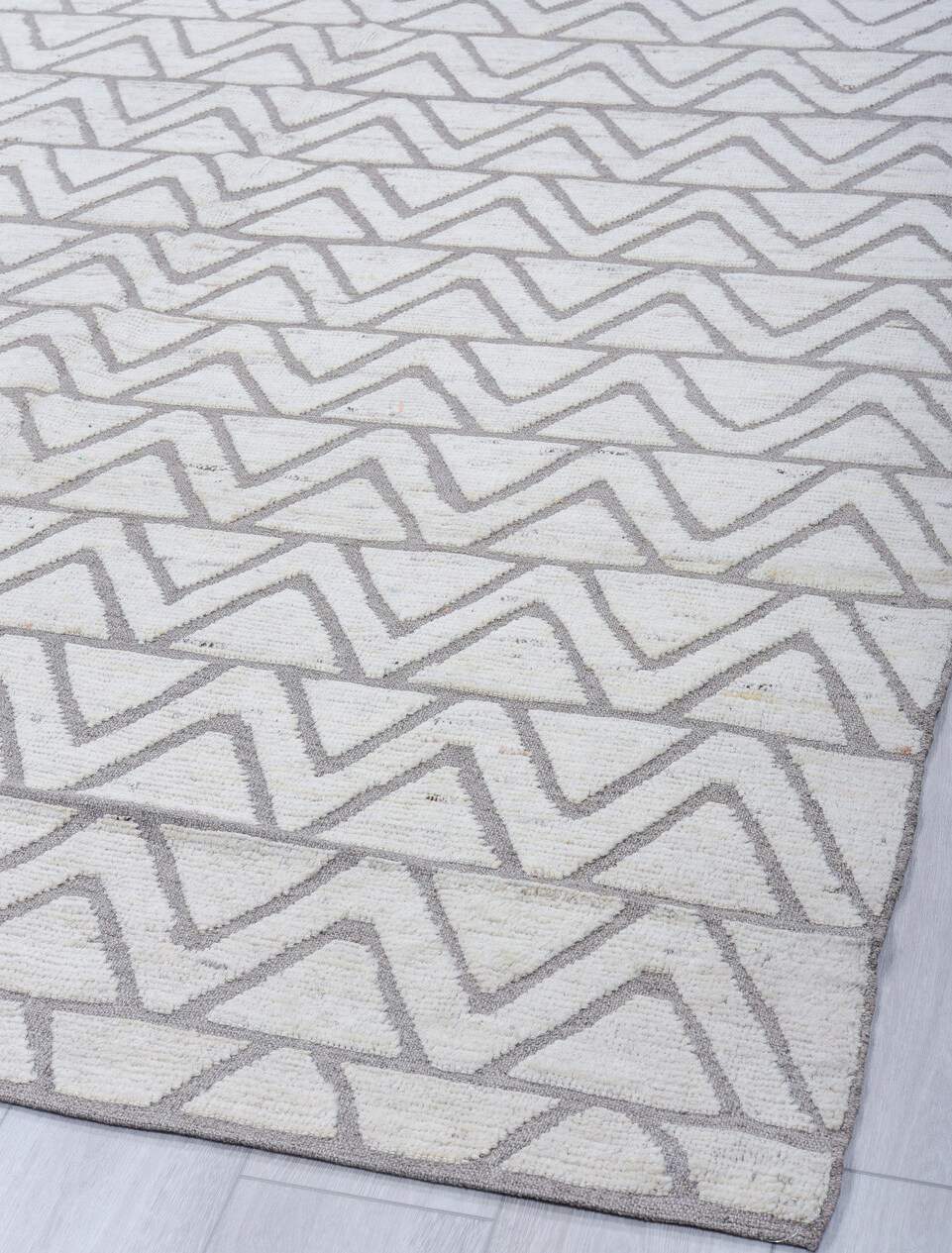 6' x 8' one-of-a-kind handmade vintage Tulu medium size rug. Color palette: dark gray, dim gray, gainsboro, gray, light blue