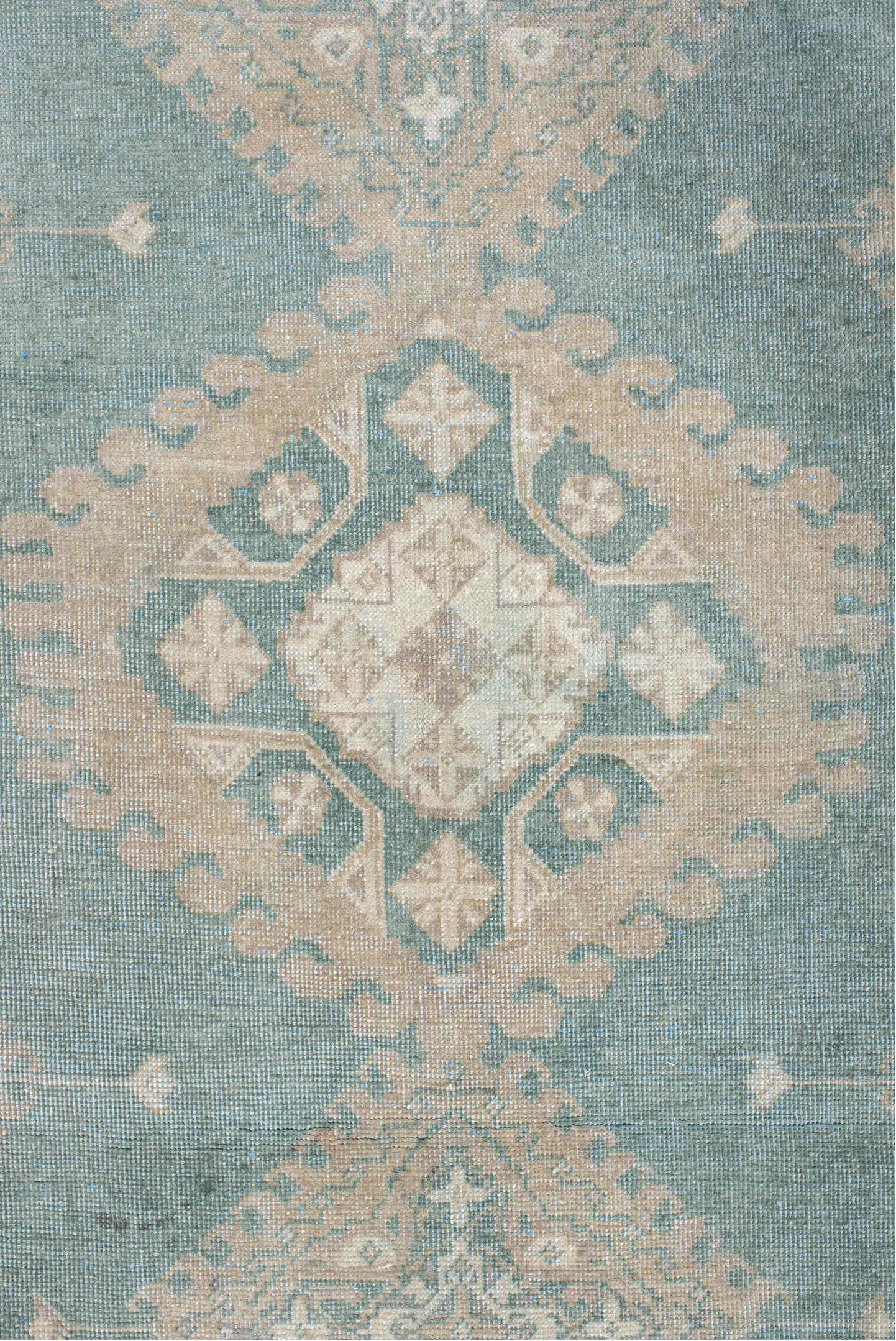 4' x 6' one-of-a-kind handmade vintage Sparta small size rug. Color palette: dark gray, dim gray, gainsboro, gray