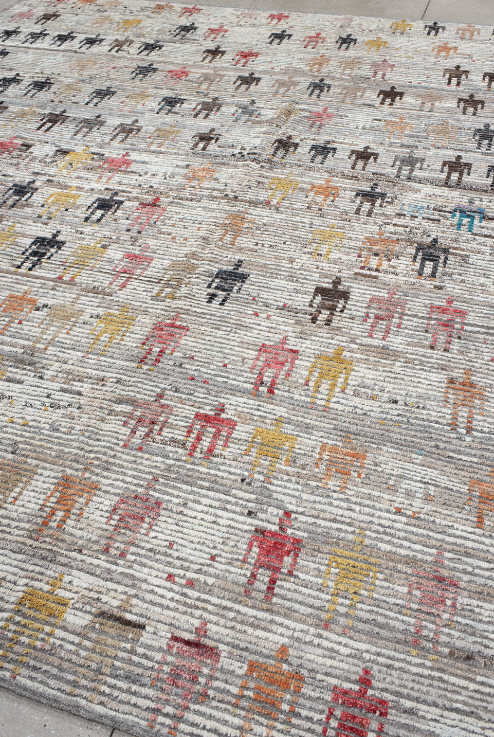 9' x 11' one-of-a-kind handmade vintage Tulu large size rug. Color palette: black, brown, charcoal, dark gray, floral white