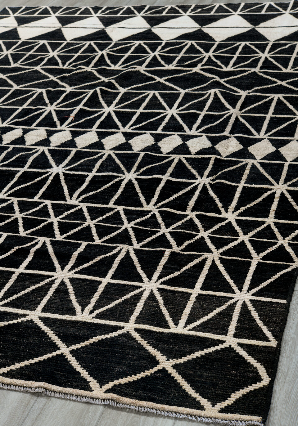 7' x 10' one-of-a-kind handmade vintage Tulu large size rug. Color palette: black, charcoal, dark gray, dim gray, gray