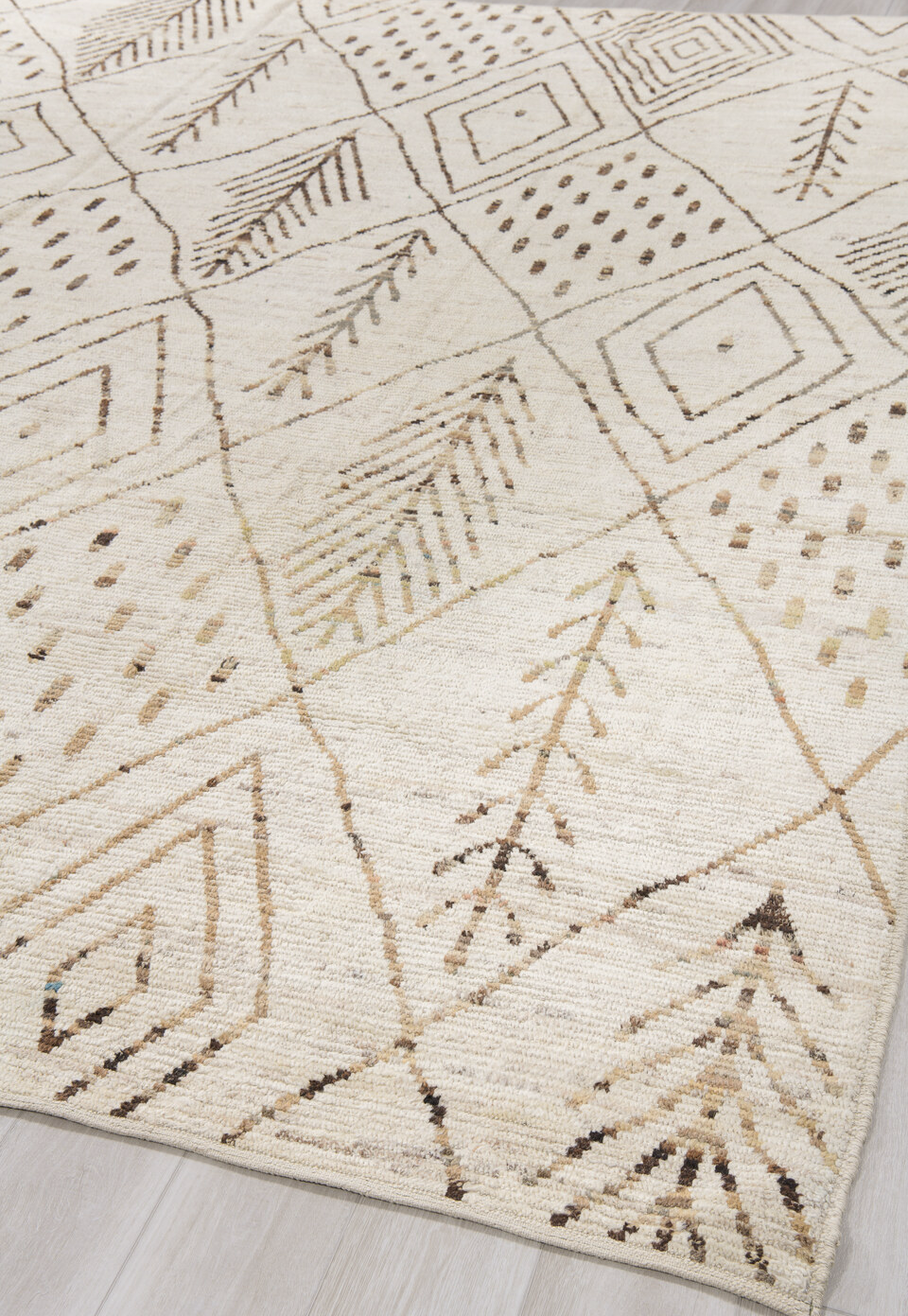 10' x 13' one-of-a-kind handmade vintage Tulu large size rug. Color palette: black, brown, dim gray, gainsboro, gray