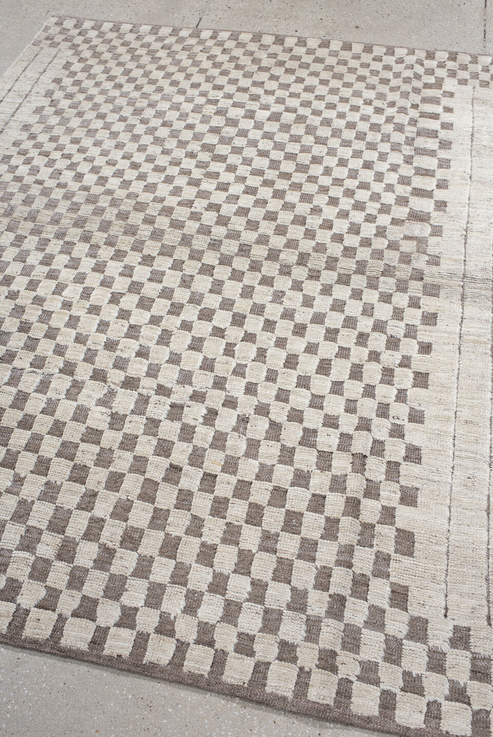 5' x 6' one-of-a-kind handmade vintage Tulu rug. Color palette: dark gray, gainsboro, gray, light gray, linen, off-white