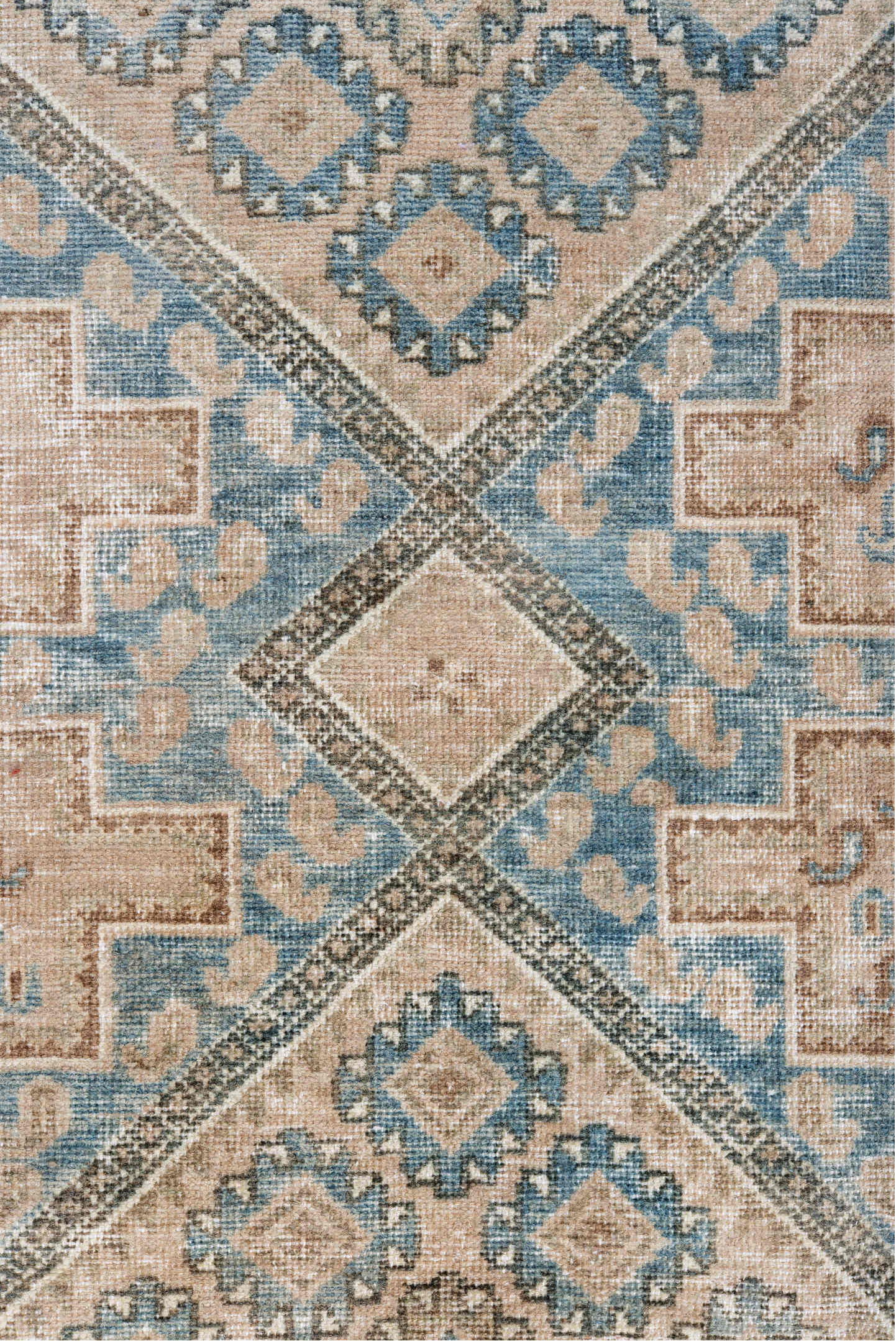 4' x 6' one-of-a-kind handmade vintage Afshar small size rug. Color palette: antiquewhite, black, brown, charcoal, dim gray