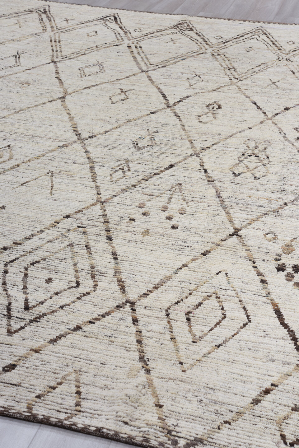 10' x 13' one-of-a-kind handmade vintage Tulu large size rug. Color palette: black, dark gray, gainsboro, gray, light gray