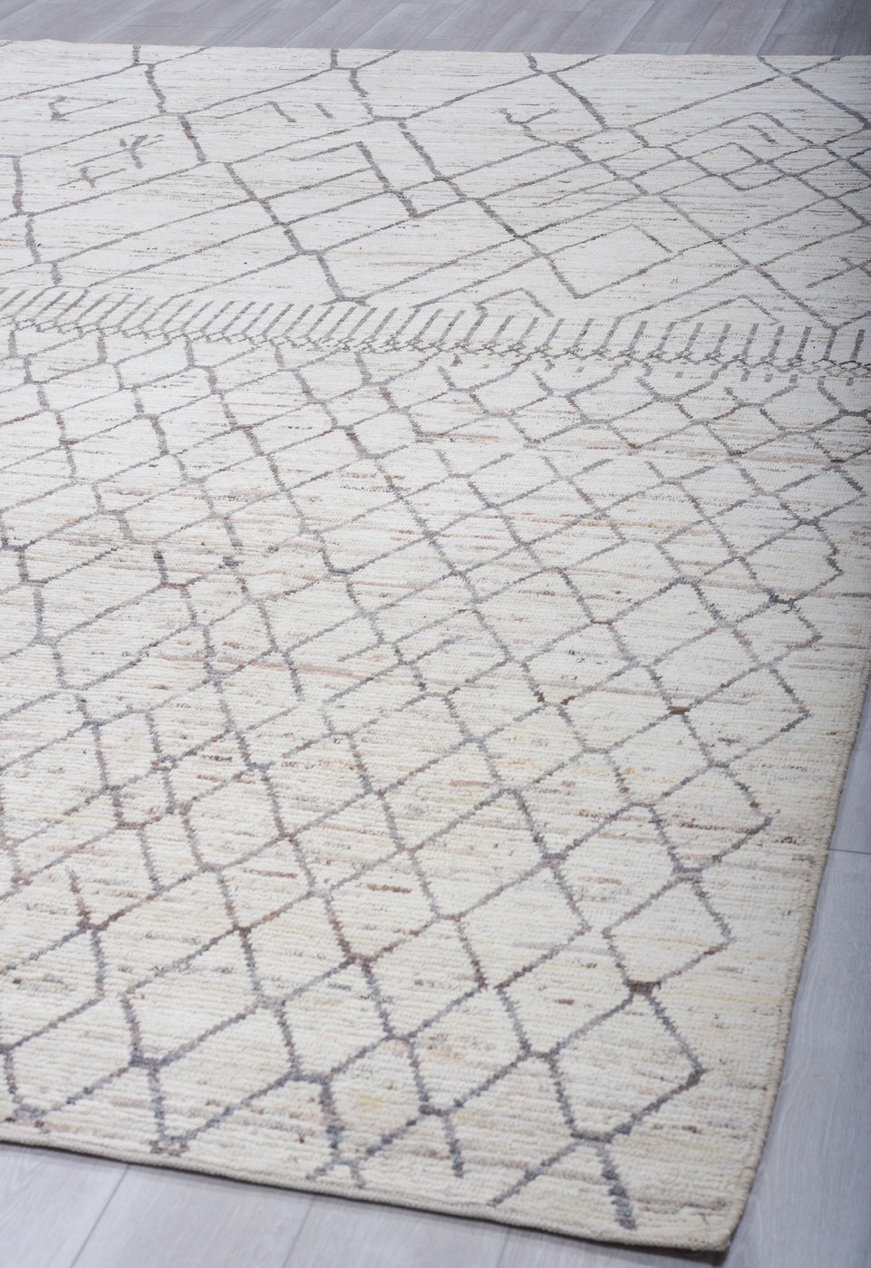 6' x 9' one-of-a-kind handmade vintage Tulu medium size rug. Color palette: black, charcoal, dark gray, dim gray, gainsboro