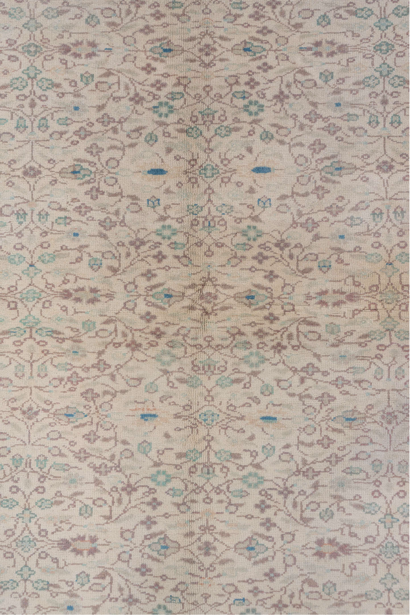 6' x 9' one-of-a-kind handmade vintage Sivas medium size rug. Color palette: dark gray, gray, light gray, light slate gray