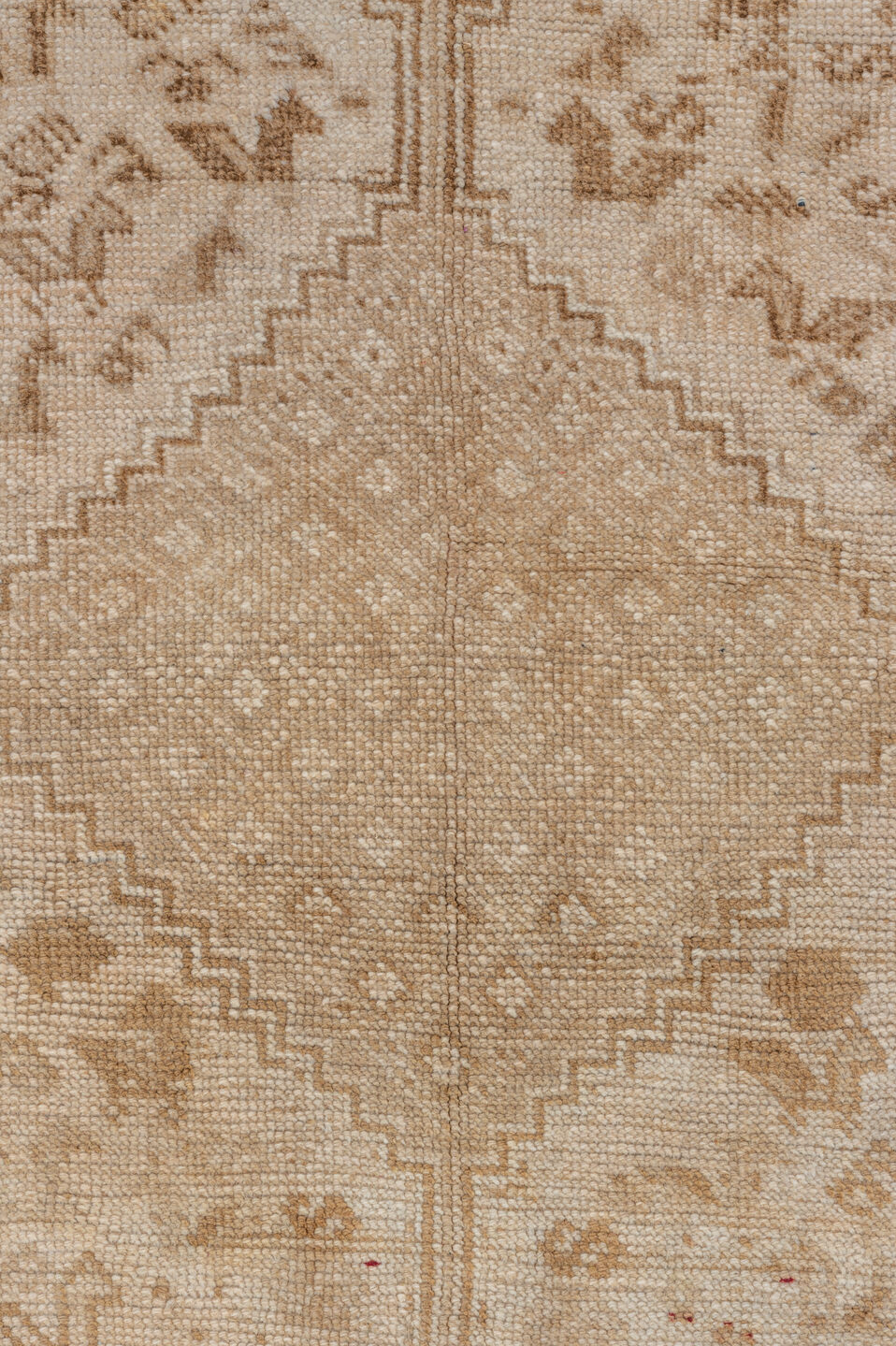 5' x 8' one-of-a-kind handmade vintage Shiraz medium size rug. Color palette: brown, gray, light gray, off-white, pink, snow