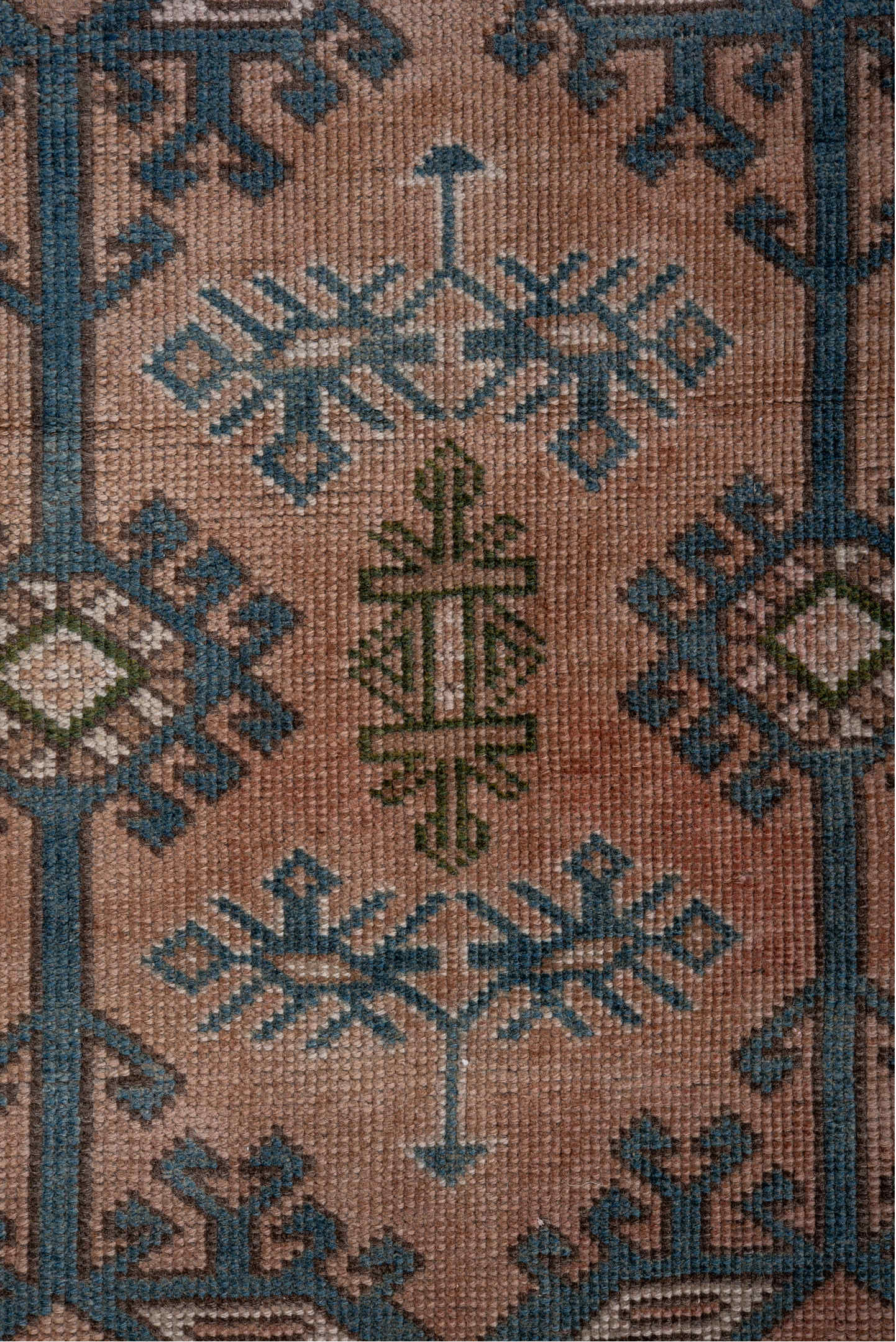 4' x 6' one-of-a-kind handmade vintage Oushak small size rug. Color palette: black, blue, brown, gray, light gray, off-white