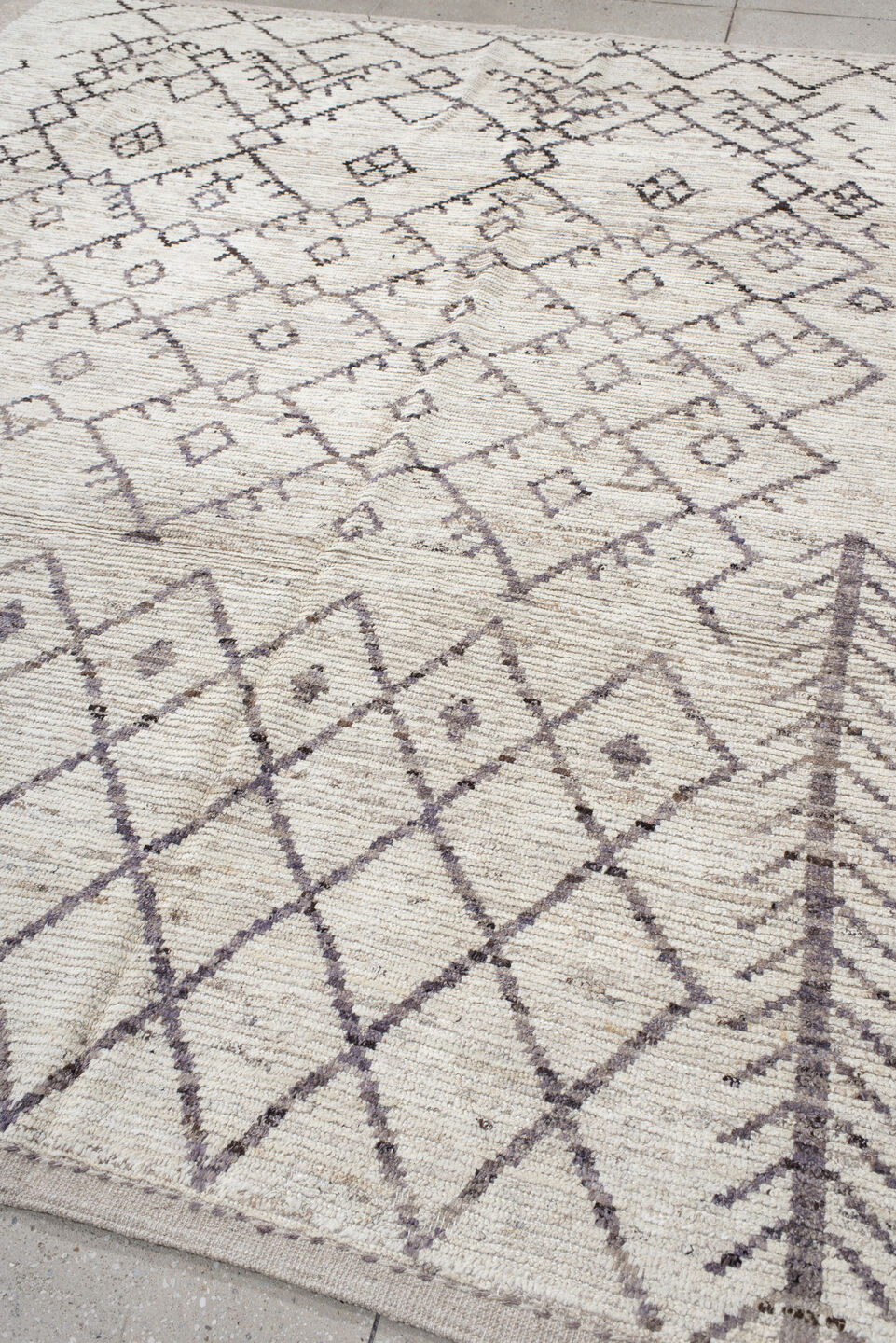 8' x 10' one-of-a-kind handmade vintage Tulu large size rug. Color palette: black, dark gray, dim gray, gainsboro, gray