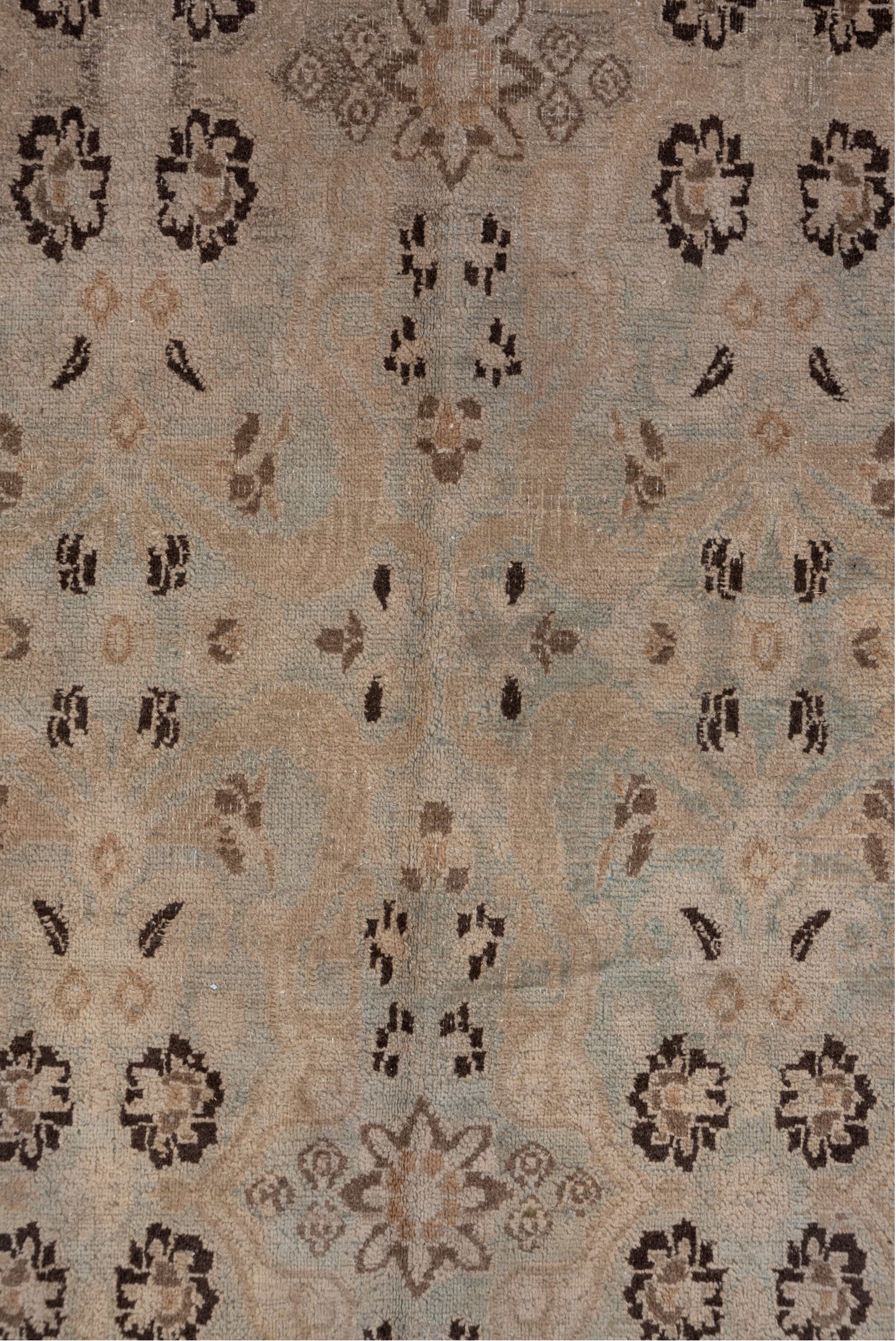 6' x 9' one-of-a-kind handmade vintage Khorassan medium size rug. Color palette: brown, gray, pink