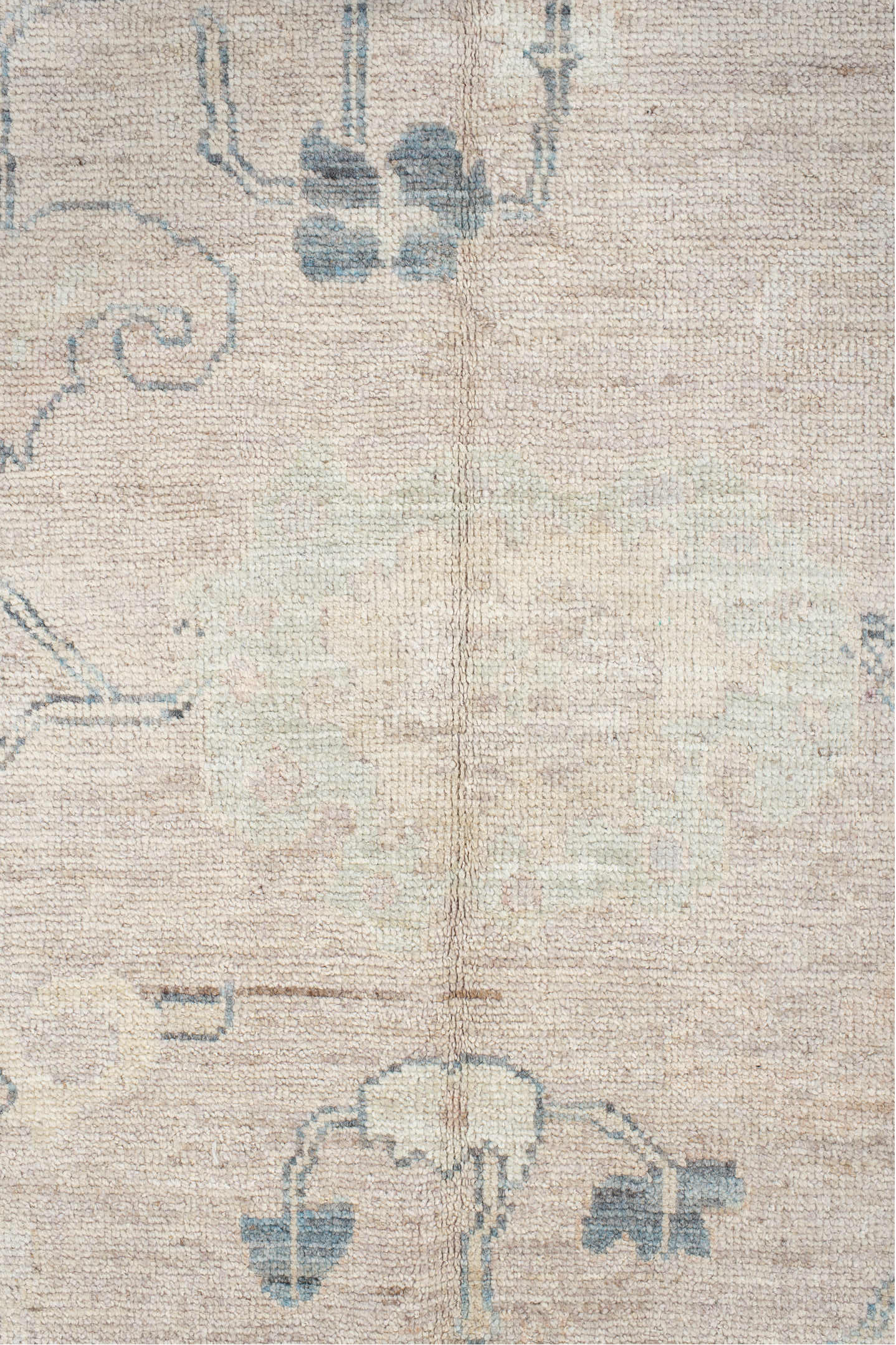 8' x 10' one-of-a-kind handmade vintage Oushak large size rug. Color palette: gray, off-white, light gray, pink, dim gray
