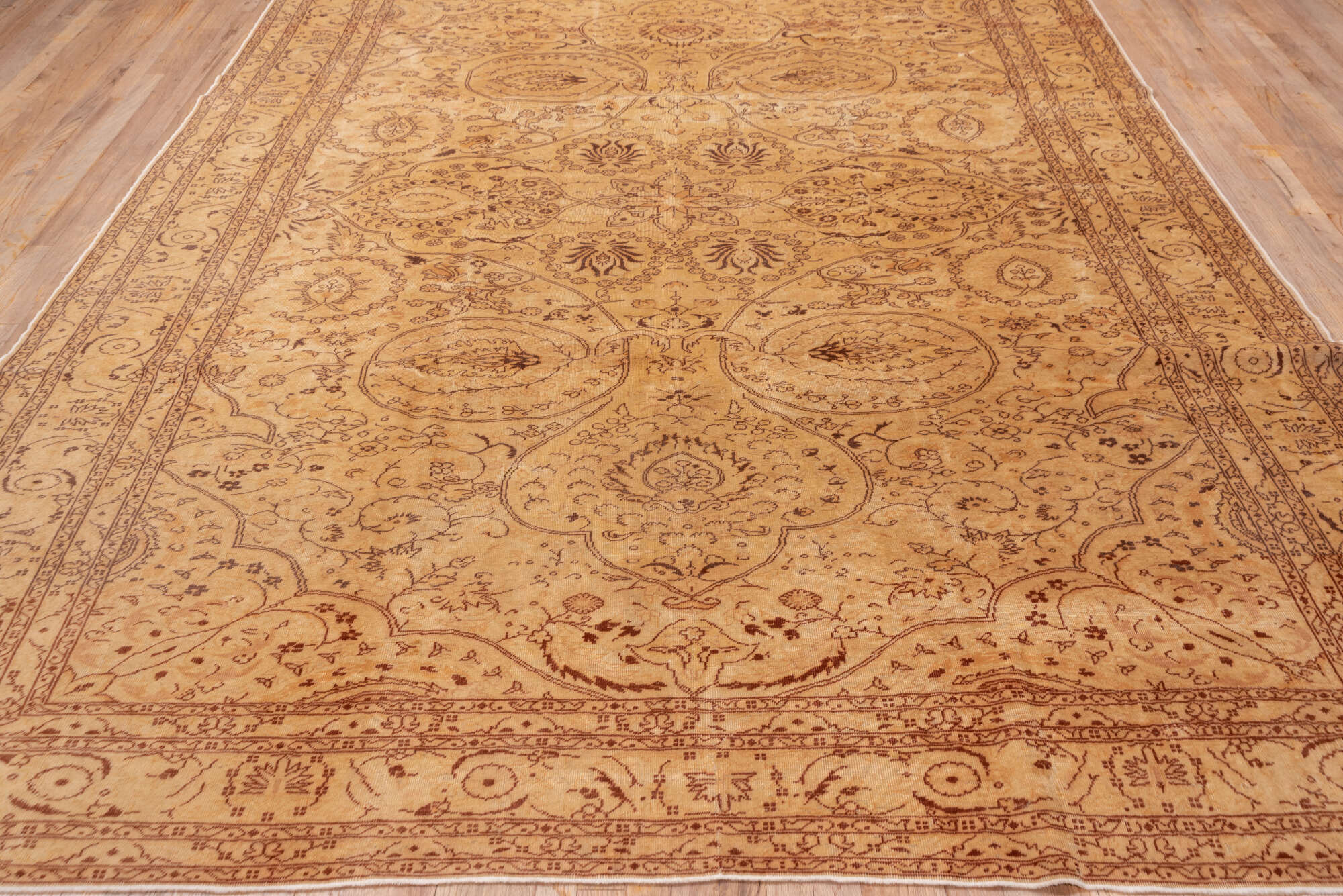 8' x 11' one-of-a-kind handmade vintage Sivas large size rug. Color palette: brown, gray, light gray, off-white, pink, snow