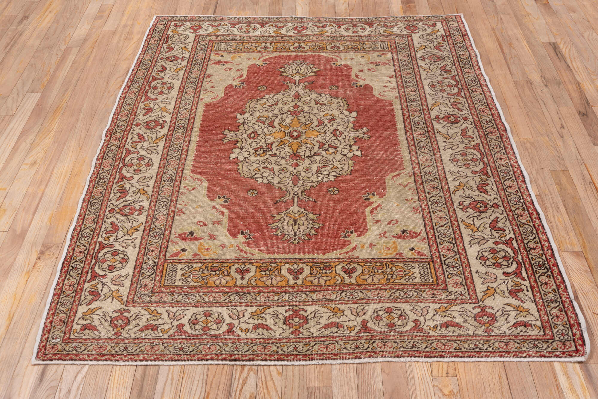 4' x 6' one-of-a-kind handmade vintage Oushak small size rug. Color palette: brown, gray, light gray, pink, red, redwood