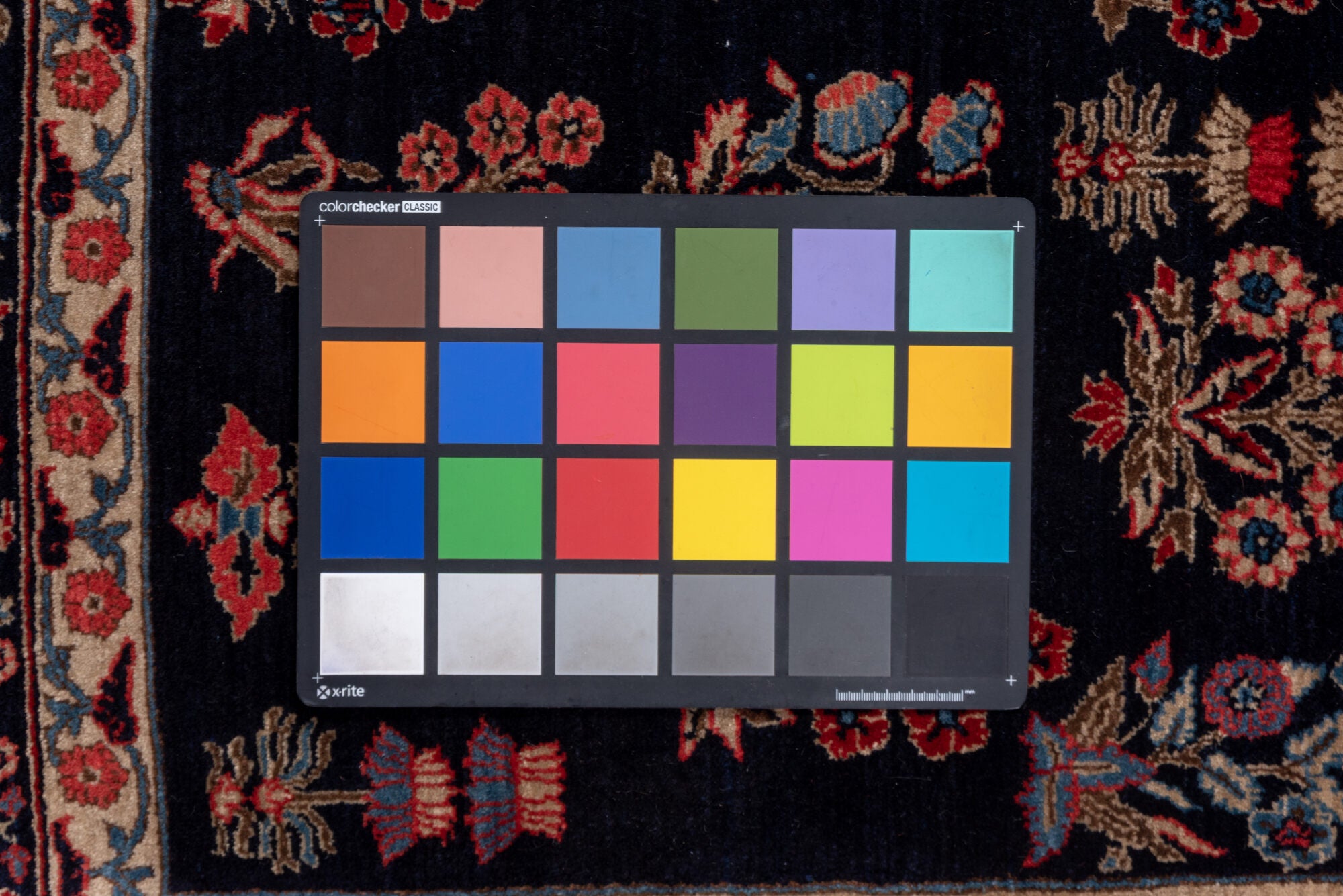 4' x 6' one-of-a-kind handmade vintage Far.Sarouk small size rug. Color palette: black, blue, brown, dim gray, gray, pink