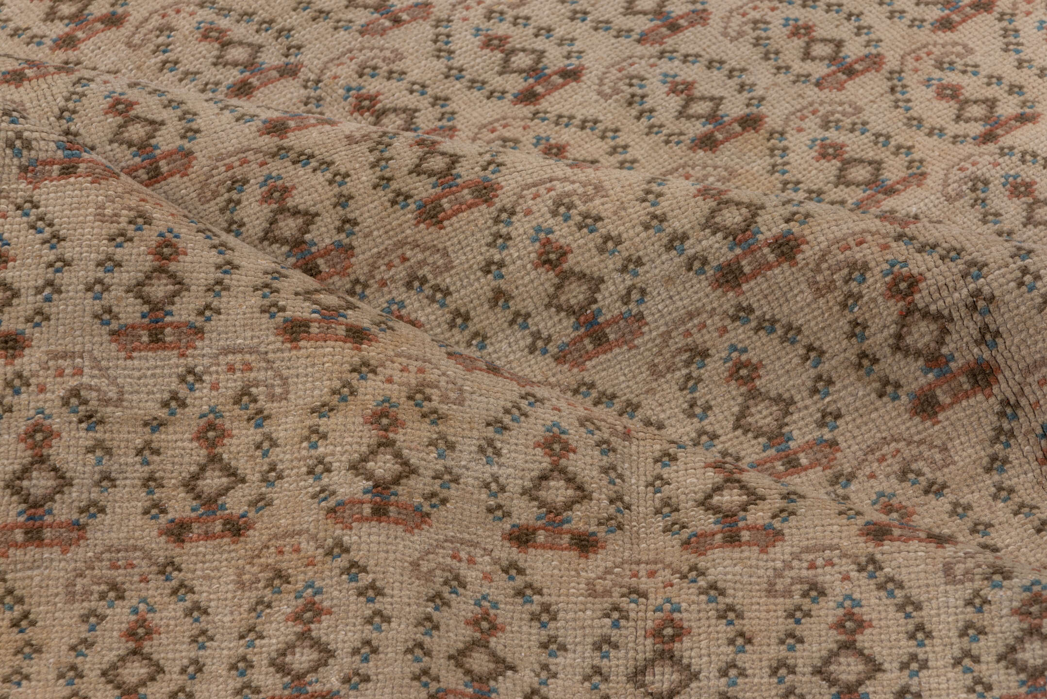 6' x 9' one-of-a-kind handmade vintage Oushak medium size rug. Color palette: gray, pink, light gray, off-white, brown