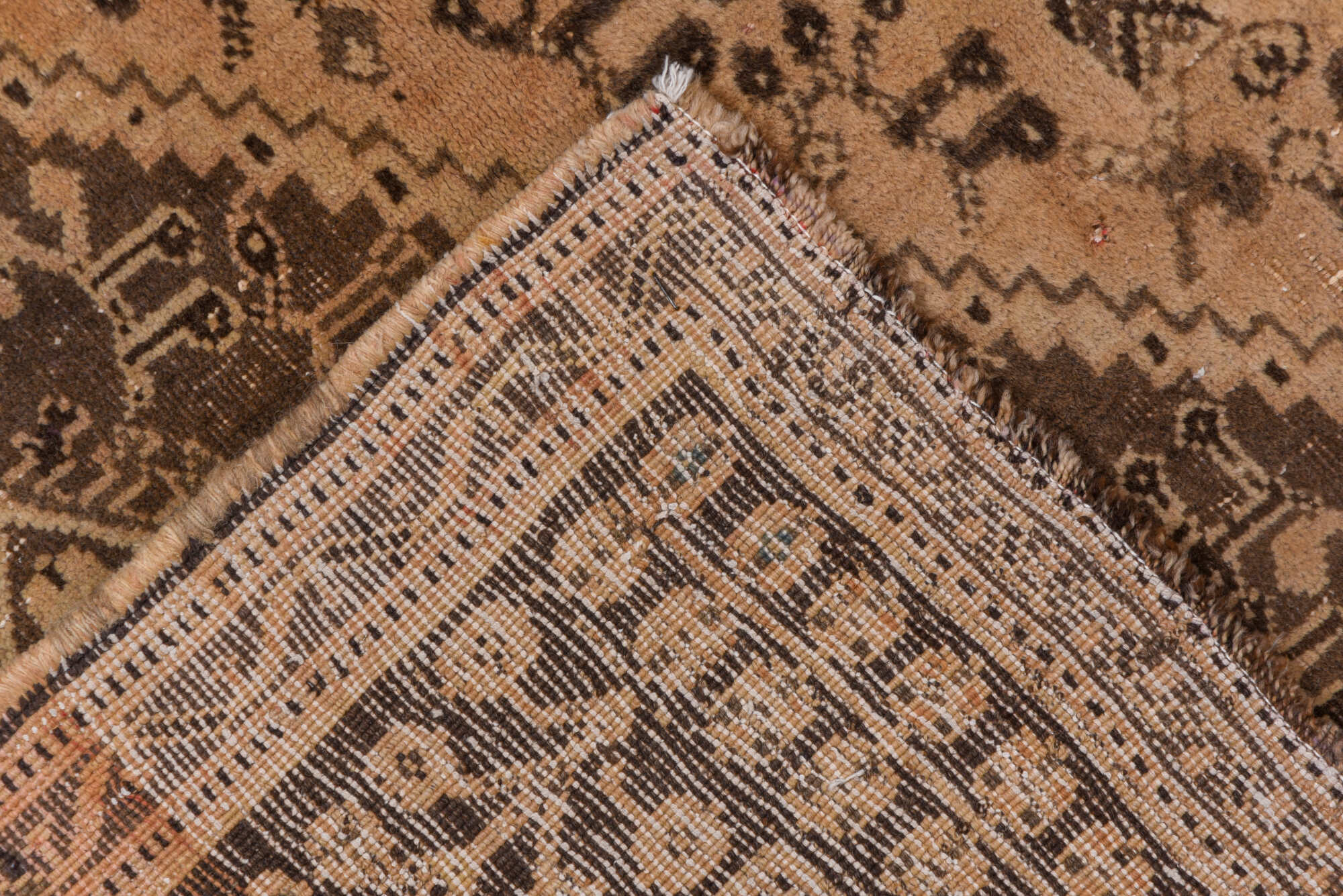 6' x 9' one-of-a-kind handmade vintage Shiraz medium size rug. Color palette: brown