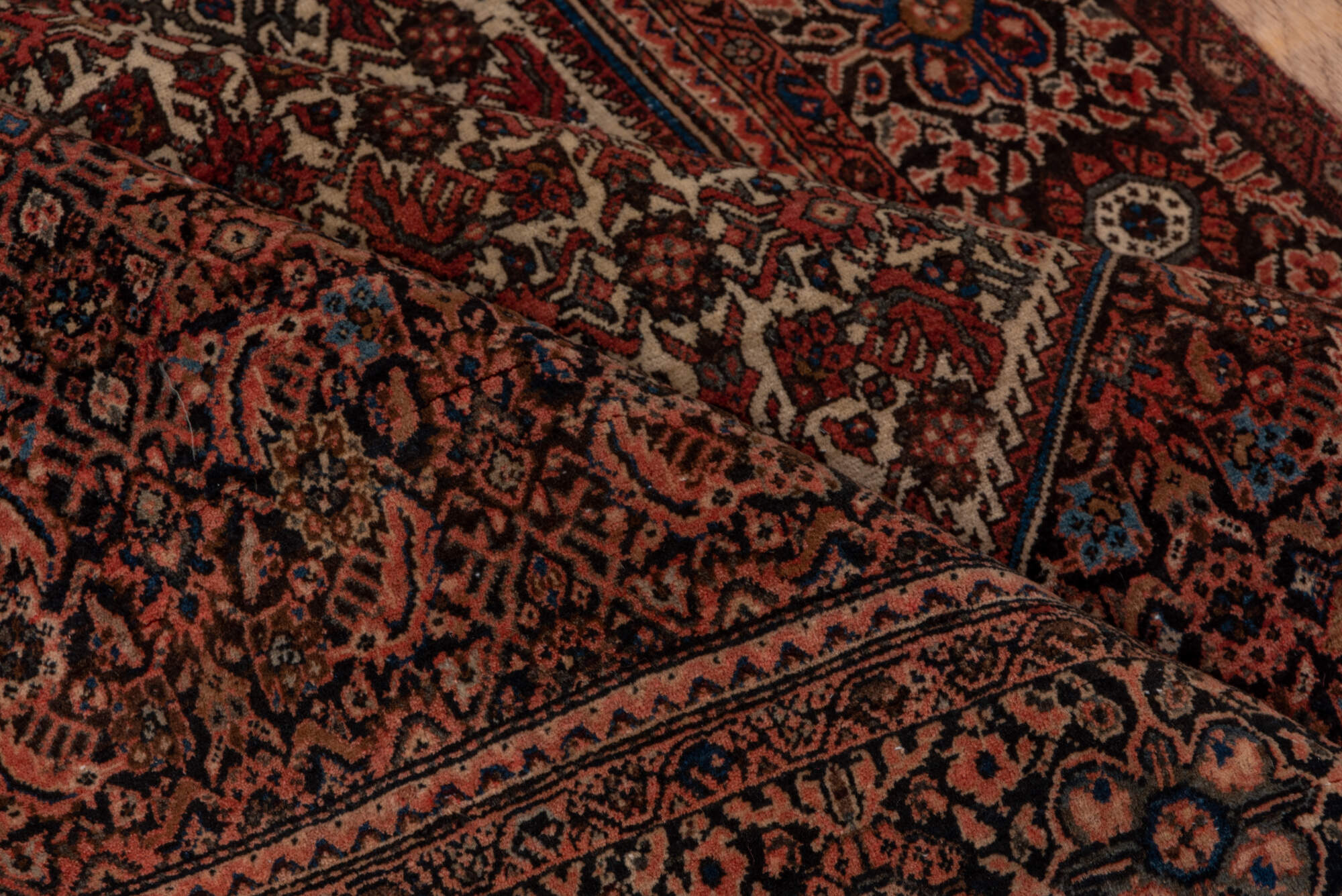 4' x 6' one-of-a-kind handmade vintage Far.Sarouk small size rug. Color palette: black, brown, gray, pink, red