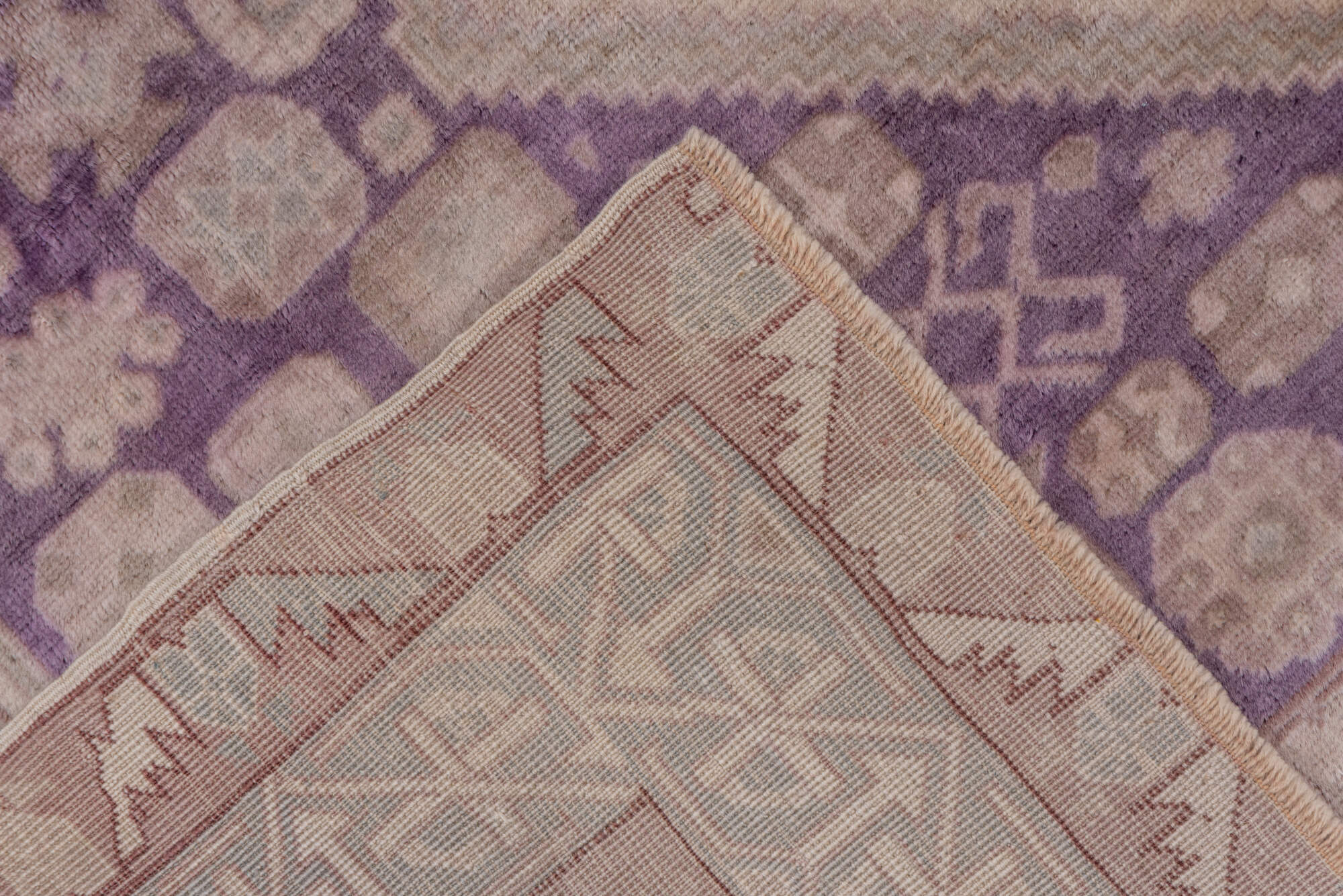 3' x 5' one-of-a-kind handmade vintage Sivas small size rug. Color palette: brown, gray, light gray, off-white, orange, pink