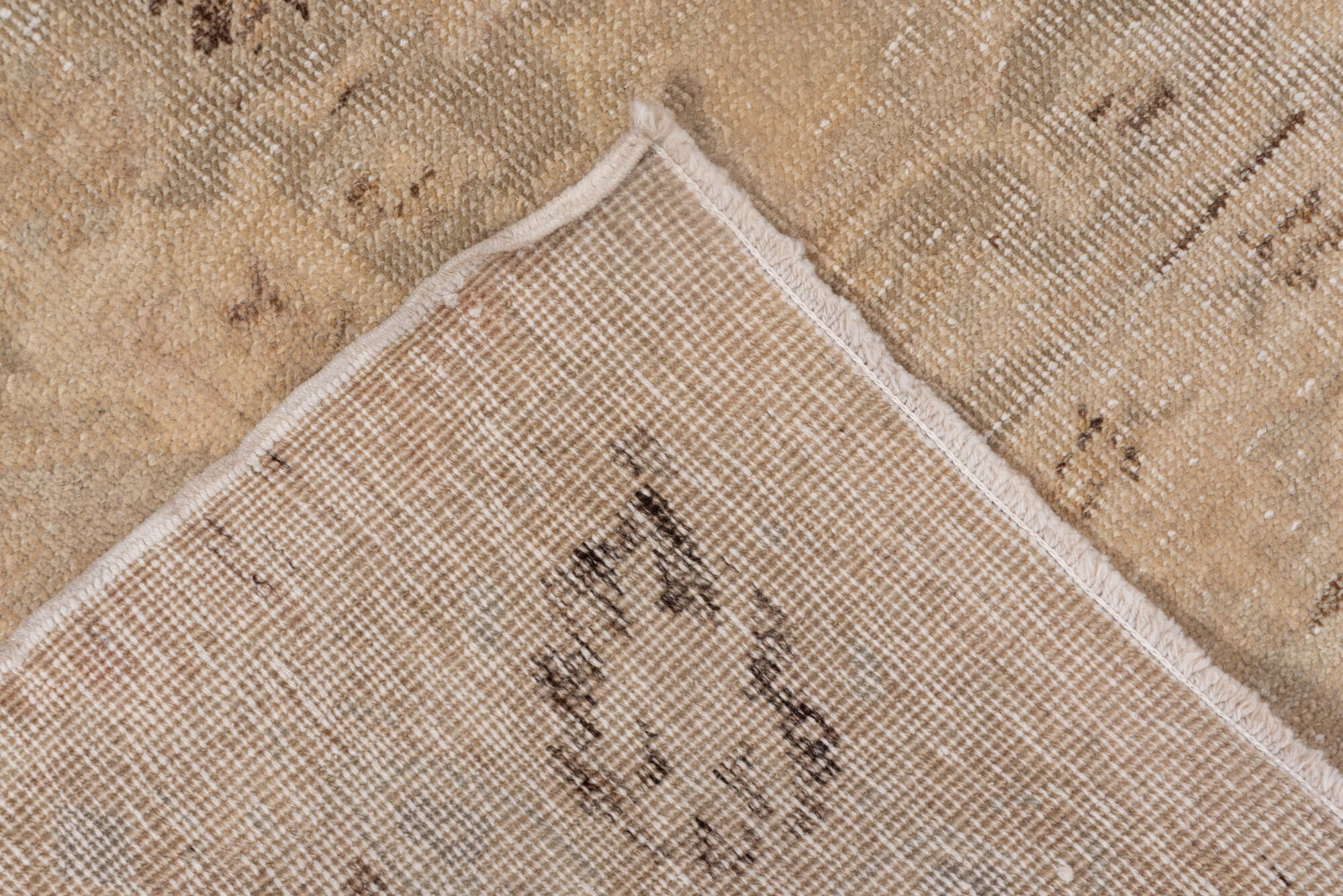 4' x 6' one-of-a-kind handmade vintage Sivas small size rug. Color palette: brown, gray, light gray, off-white, orange, pink