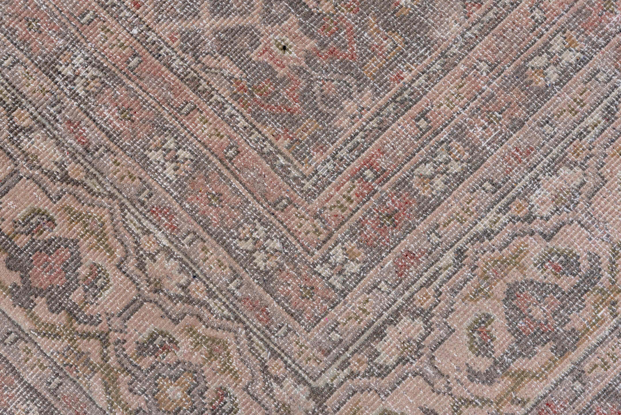 9' x 12' one-of-a-kind handmade vintage Mahal large size rug. Color palette: gray, light gray, off-white, pink, silver