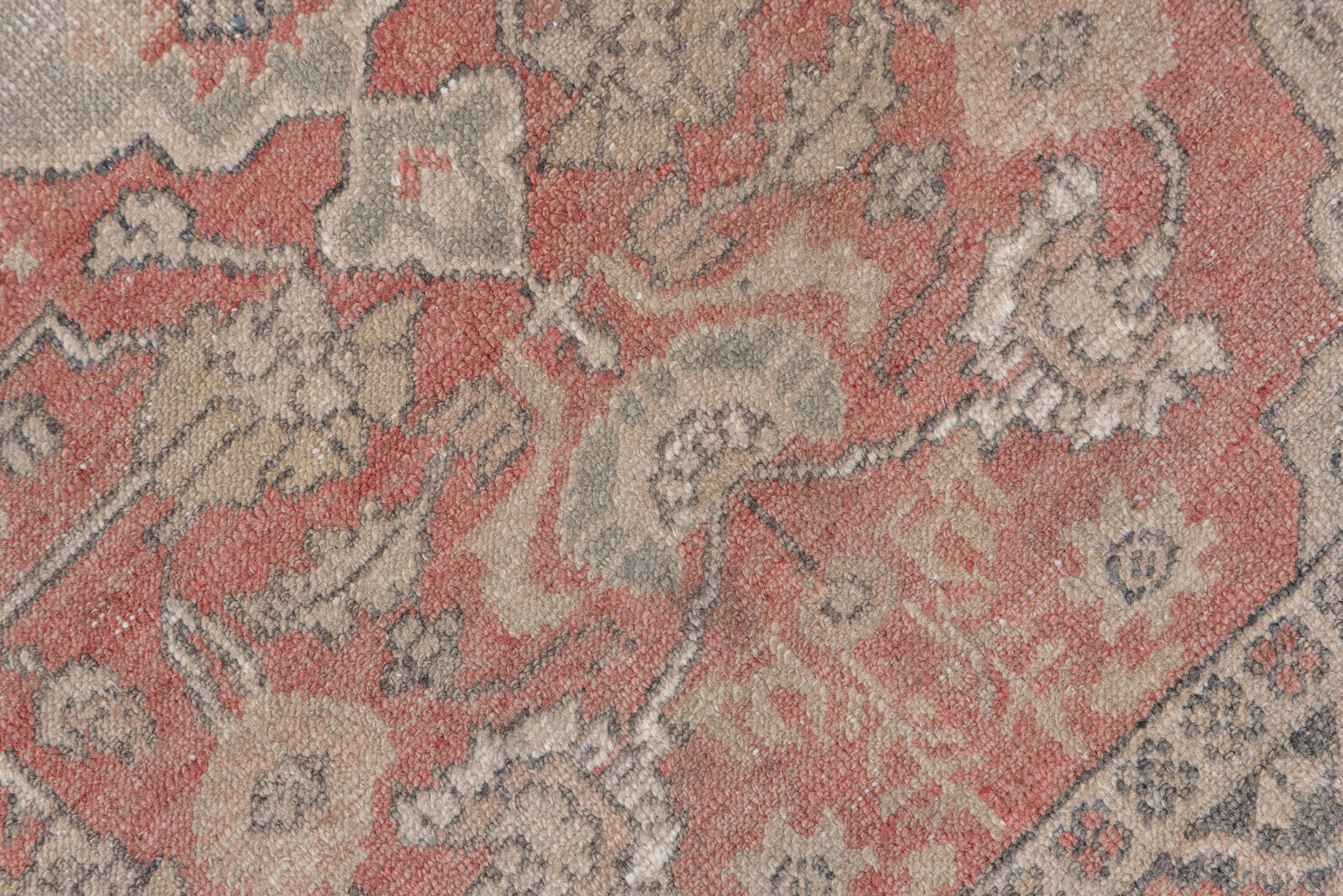 4' x 6' one-of-a-kind handmade vintage Oushak small size rug. Color palette: pink, gray, brown, light gray, off-white