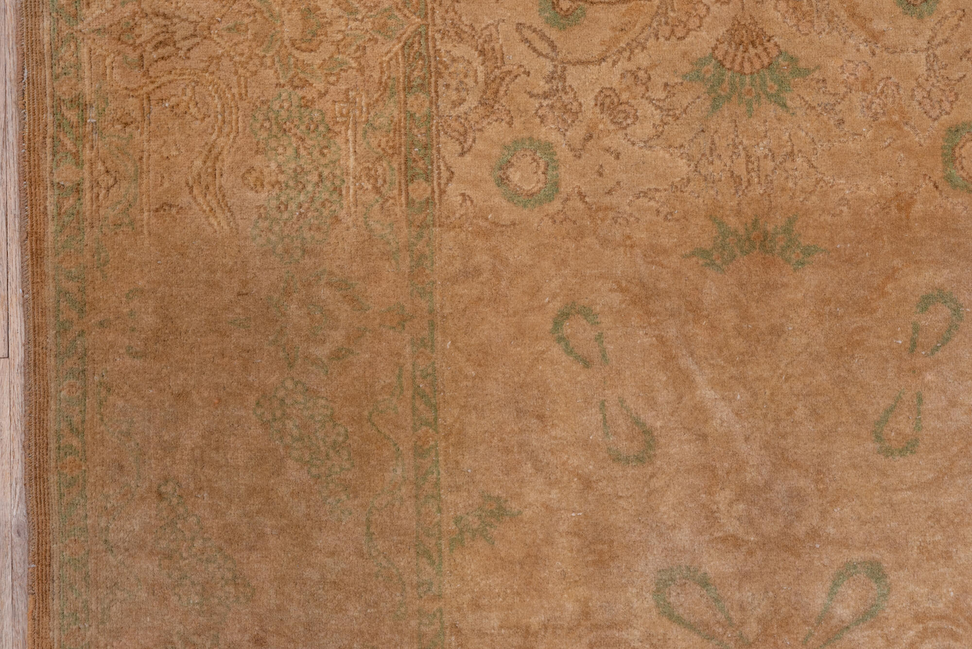 4' x 6' one-of-a-kind handmade vintage Kashan small size rug. Color palette: brown, gray, light gray, off-white