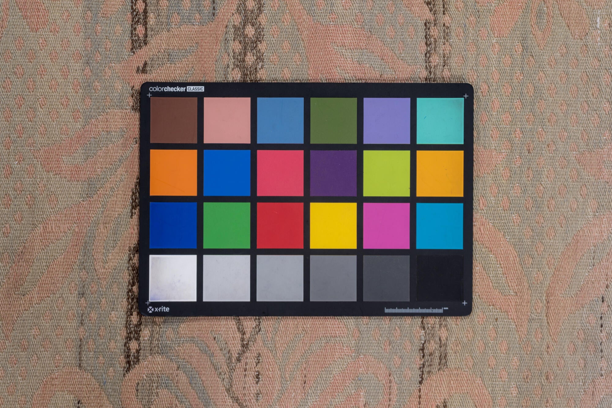 5' x 7' one-of-a-kind handmade vintage Kilim rug. Color palette: brown, gray, light gray, off-white, pink, snow, white