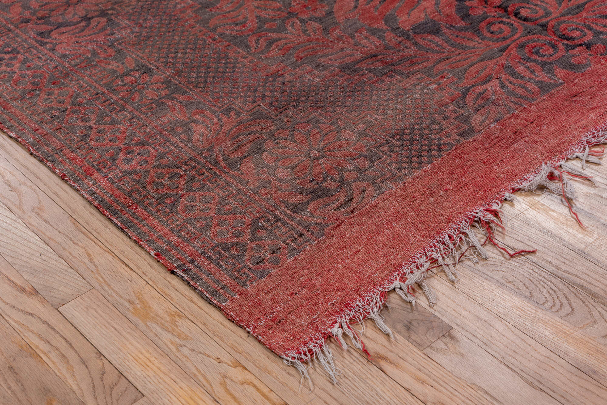 5' x 9' one-of-a-kind handmade vintage Kilim medium size rug. Color palette: brown, gray, off-white, pink, red, snow, white