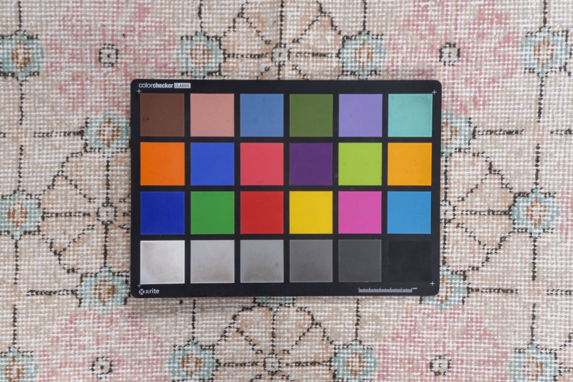 4' x 6' one-of-a-kind handmade vintage Oushak small size rug. Color palette: dark gray, dim gray, gainsboro, gray