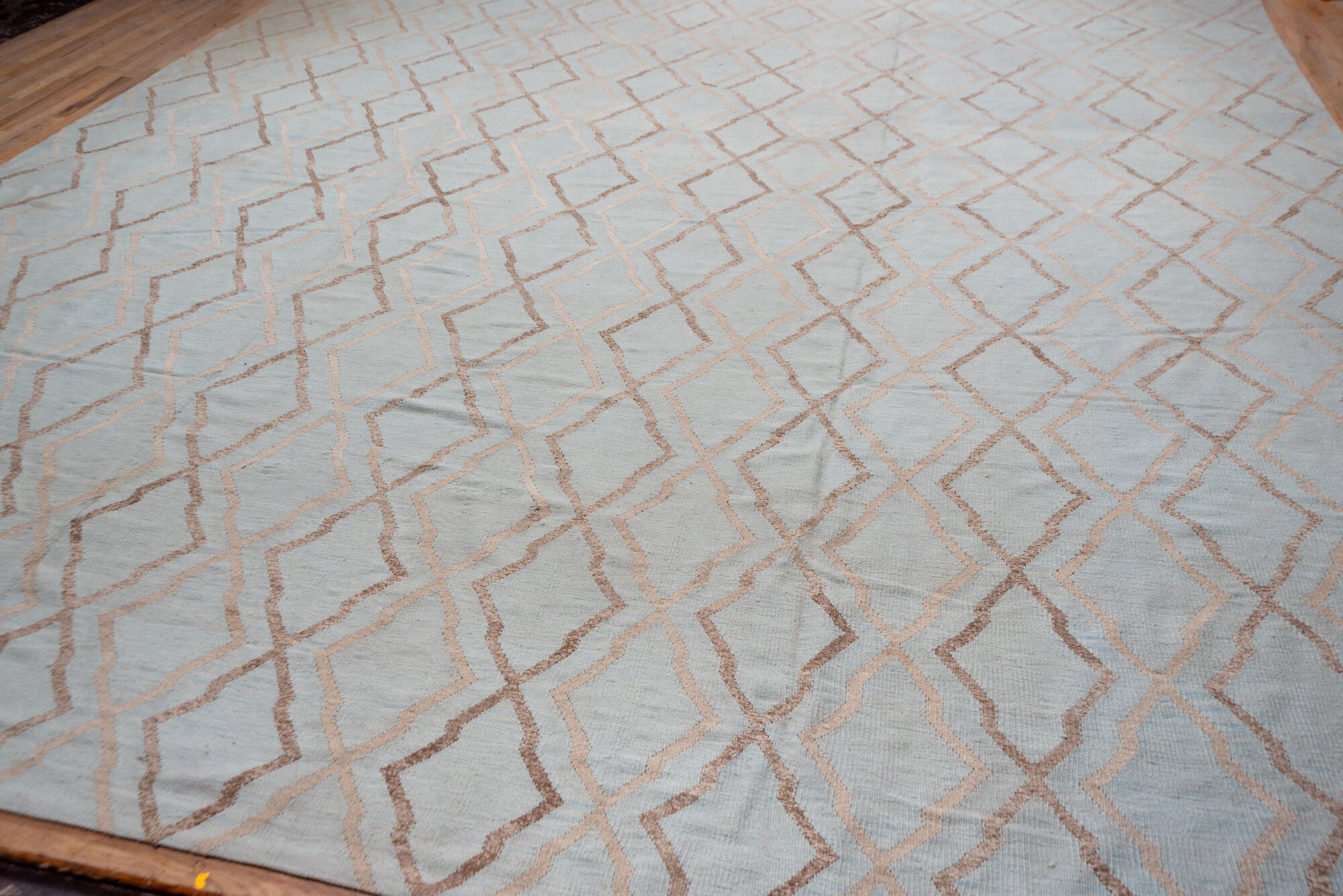 14' x 18' one-of-a-kind handmade vintage Kilim oversize rug. Color palette: dark gray, gray, light gray, off-white, silver