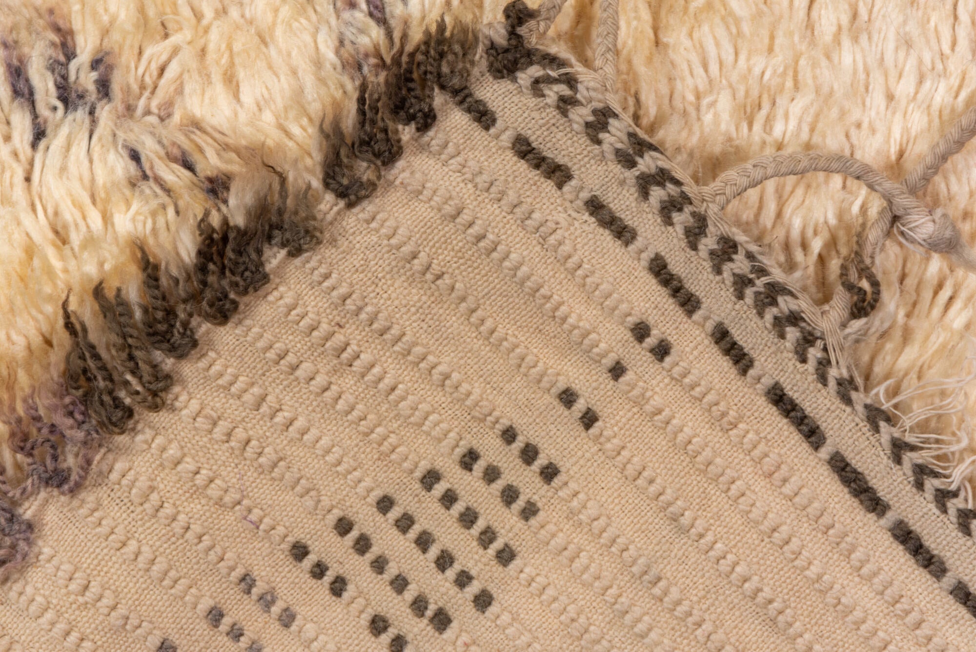 6' x 12' one-of-a-kind handmade vintage Moroccan large size rug. Color palette: antiquewhite, bisque, blanched almond, brown