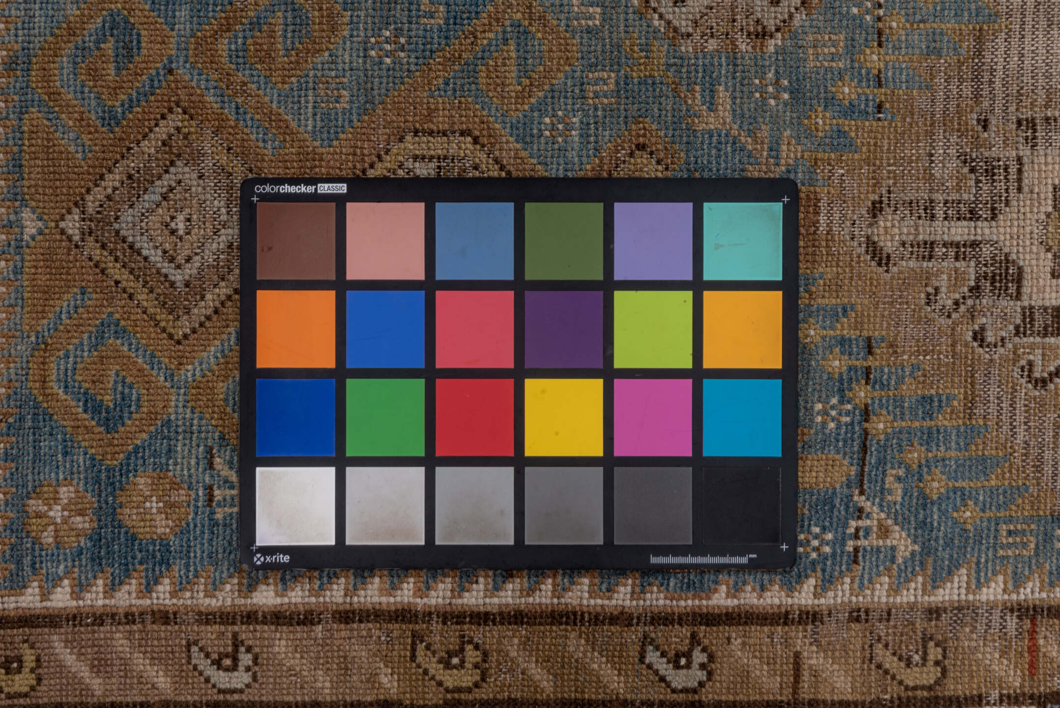 3' x 4' one-of-a-kind handmade vintage Shirvan small size rug. Color palette: brown, gray, light gray, off-white, dark gray