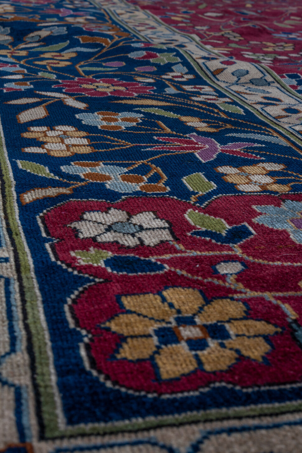 9' x 14' one-of-a-kind handmade vintage Laristan large size rug. Color palette: gray, blue, light blue, light gray