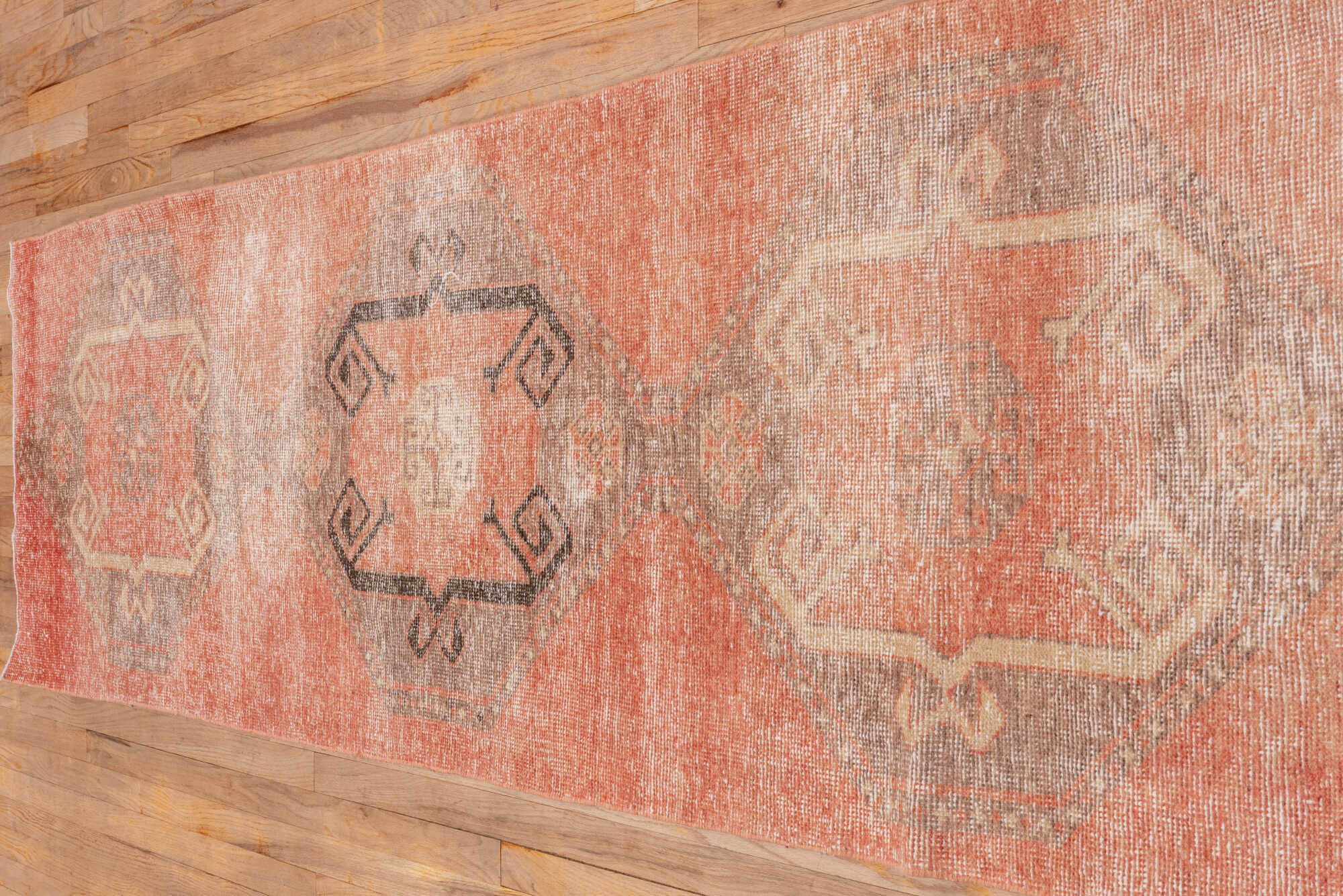 2' x 10' one-of-a-kind handmade vintage Oushak runner rug. Color palette: pink, off-white, orange, brown, white, snow