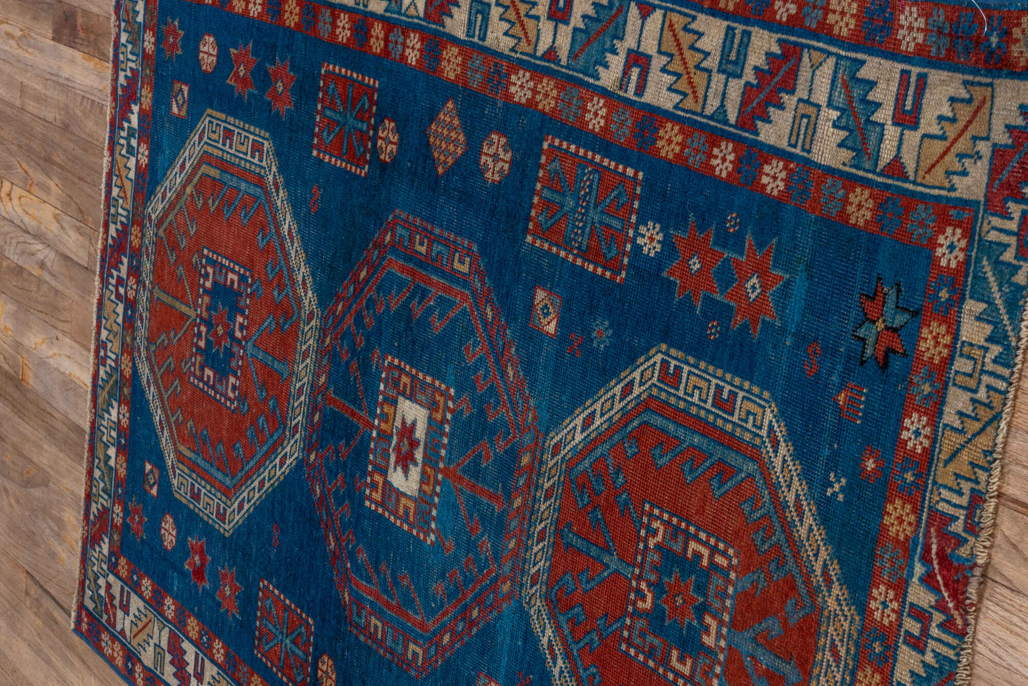 3' x 4' one-of-a-kind handmade vintage Shirvan small size rug. Color palette: arapawa, blue, brown, dim gray, gray, red