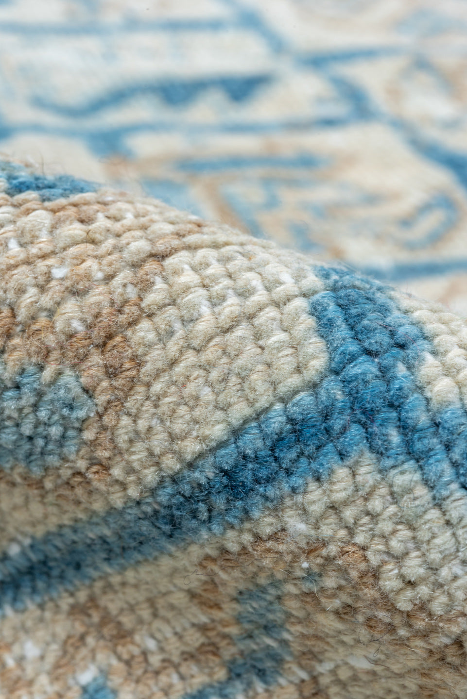 8' x 10' one-of-a-kind handmade vintage Heriz large size rug. Color palette: gray, blue, light gray, off-white, arapawa