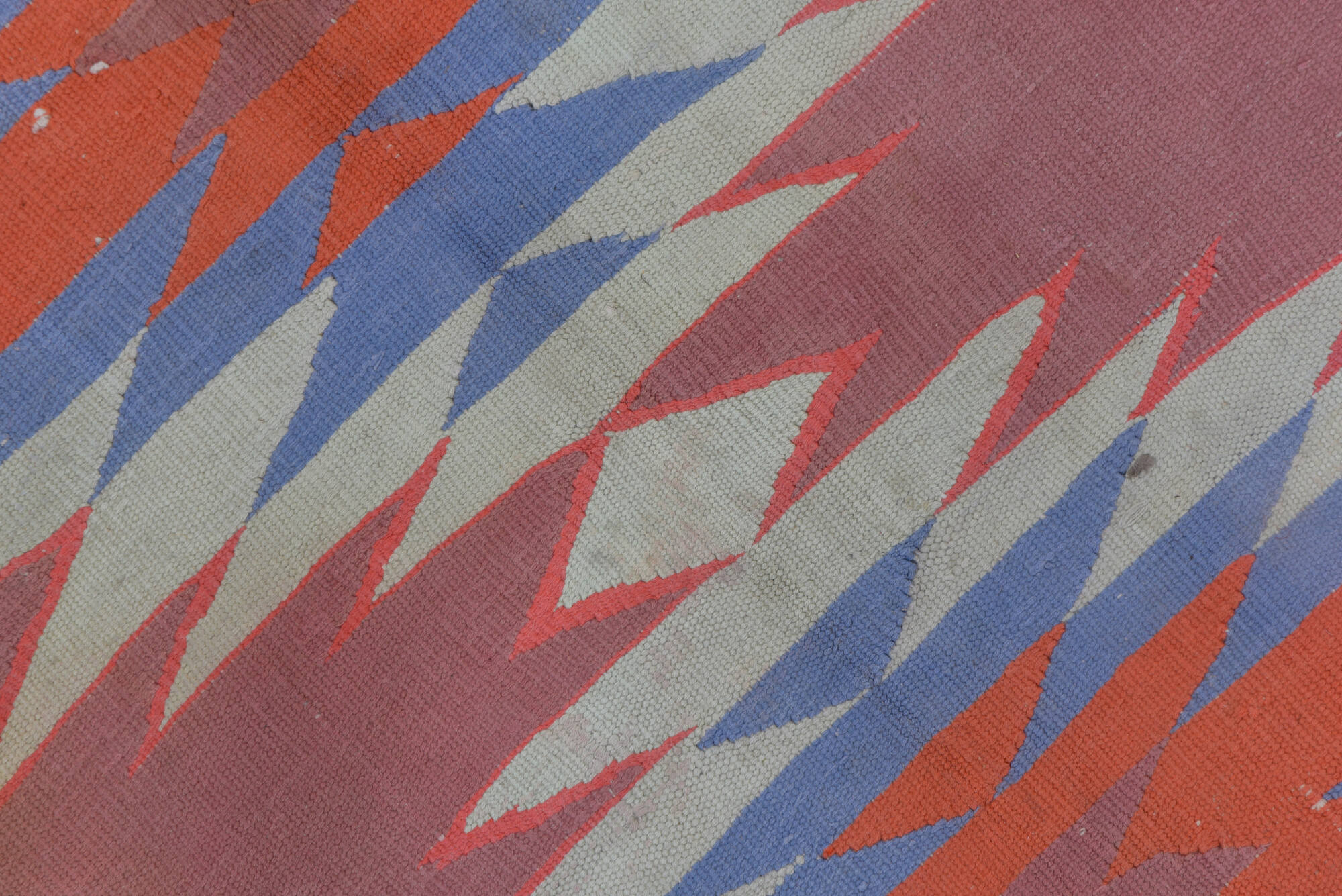 9' x 16' one-of-a-kind handmade vintage Dhurrie rug. Color palette: blue, dark gray, gray, light gray, off-white, pink, red