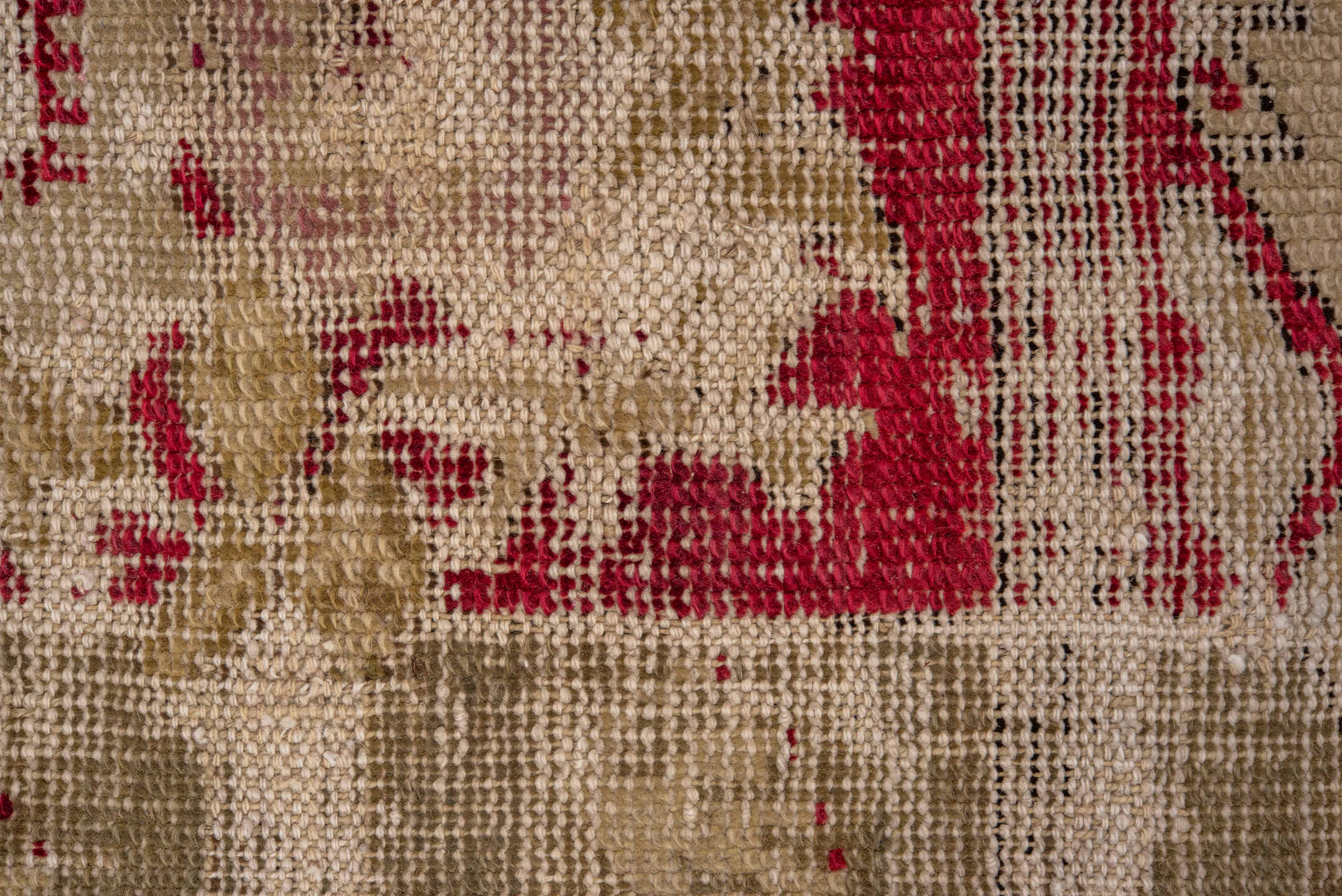 3' x 5' one-of-a-kind handmade vintage Ghordes small size rug. Color palette: brown, red, pink