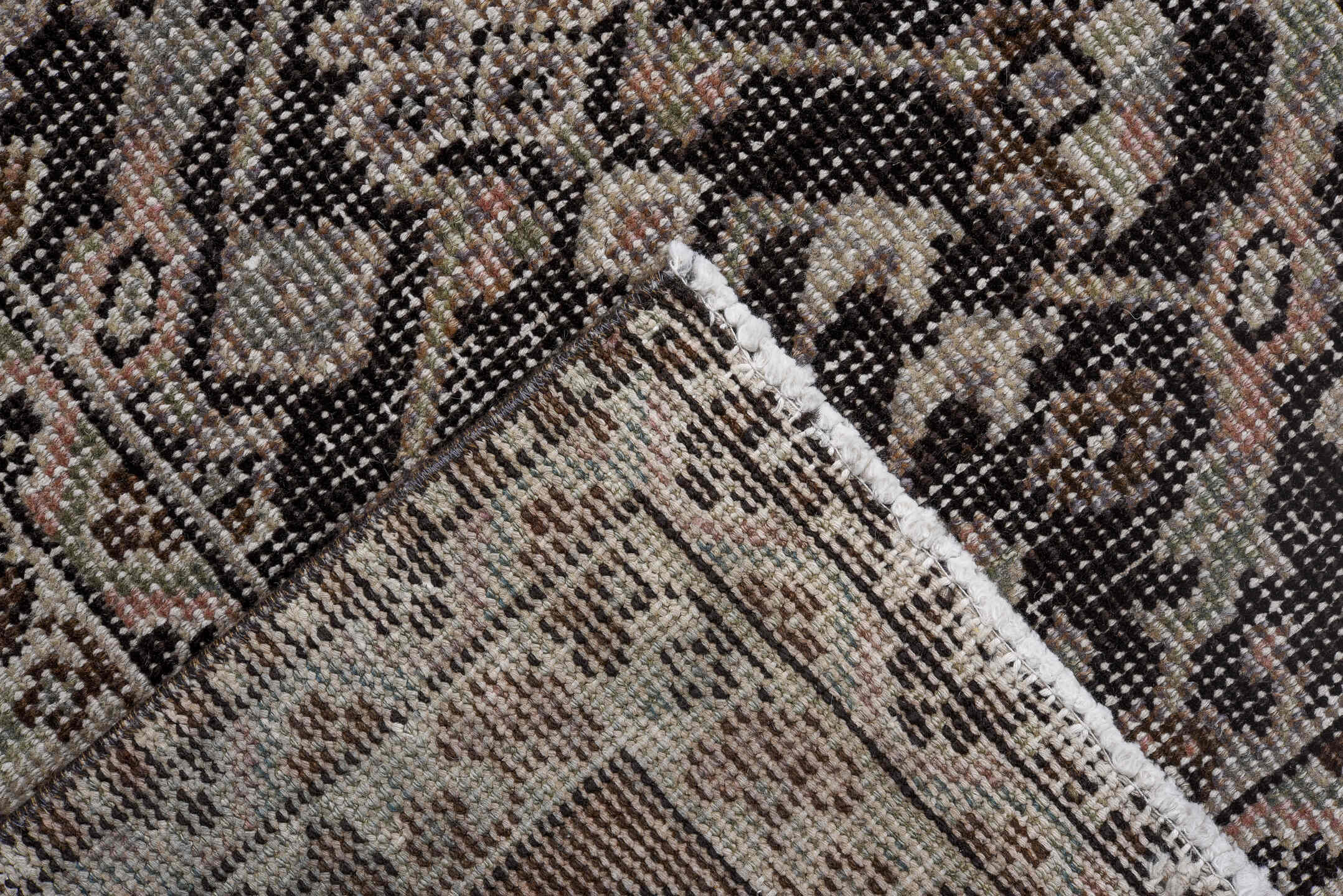 6' x 9' one-of-a-kind handmade vintage Mahal medium size rug. Color palette: gray, black, pink, off-white, light gray, brown