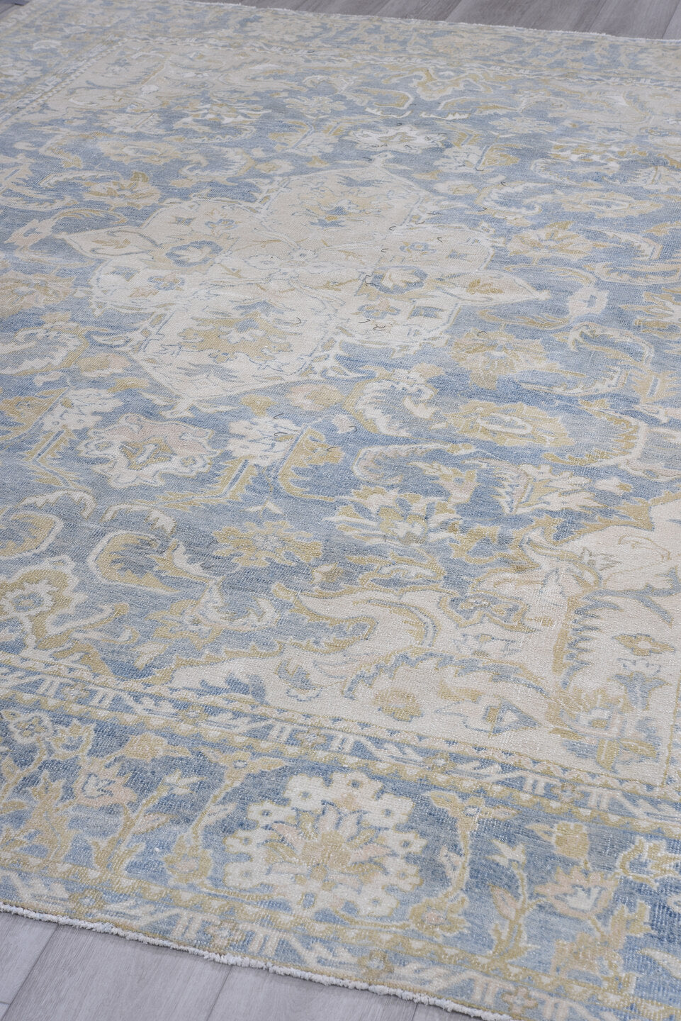 7' x 10' one-of-a-kind handmade vintage Heriz large size rug. Color palette: gray, blue, black, light gray, off-white